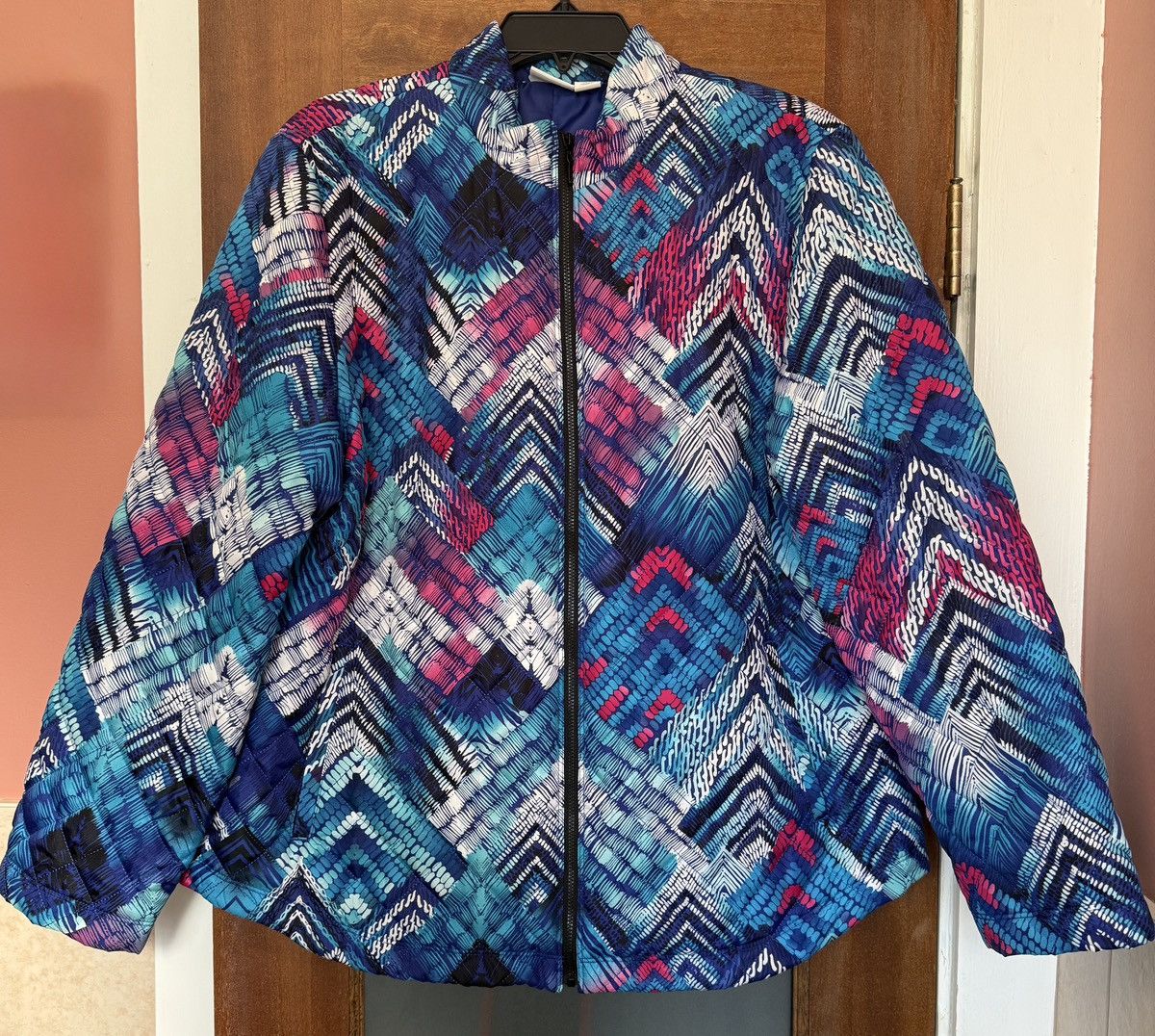 Chicos Weekends by Chico’s Quilted Zip Up Bright Geometric Jacket Size L / US 10 / IT 46 - 1 Thumbnail