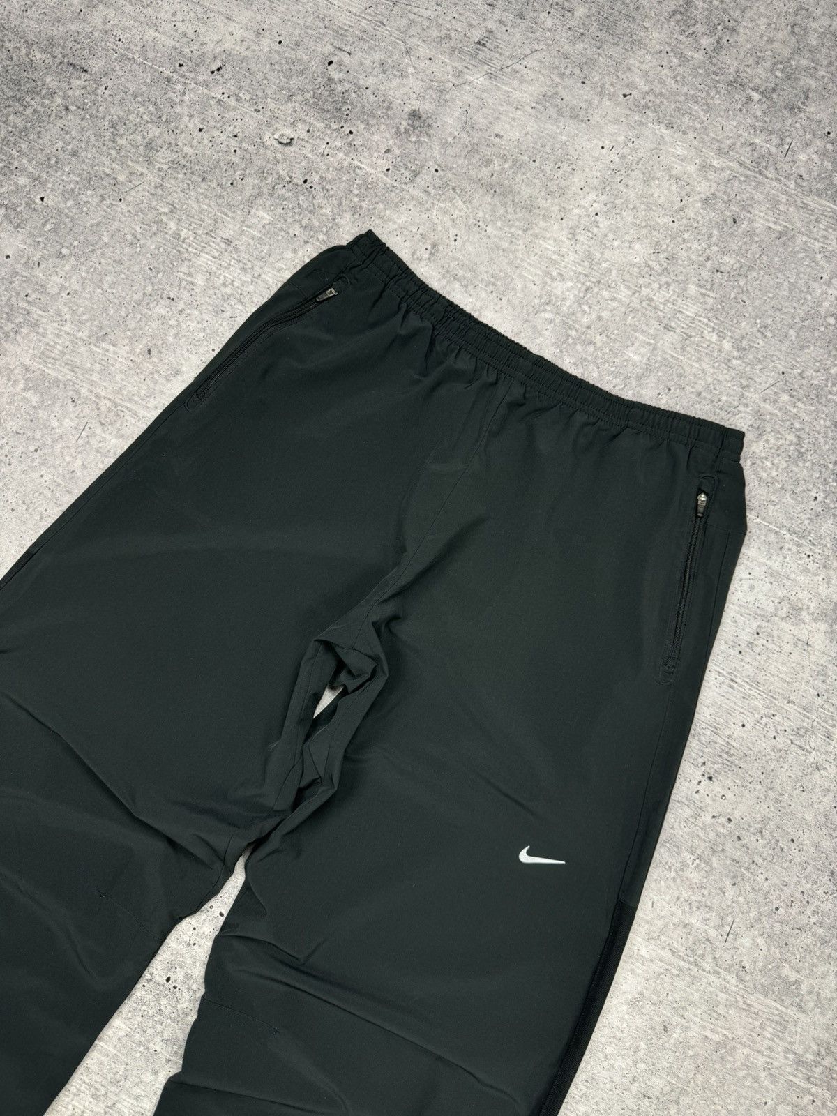Nike × Vintage Vintage Nike Y2K Style Reflective Swoosh Logo Drill Pants Size US 34 / EU 50 - 8 Thumbnail