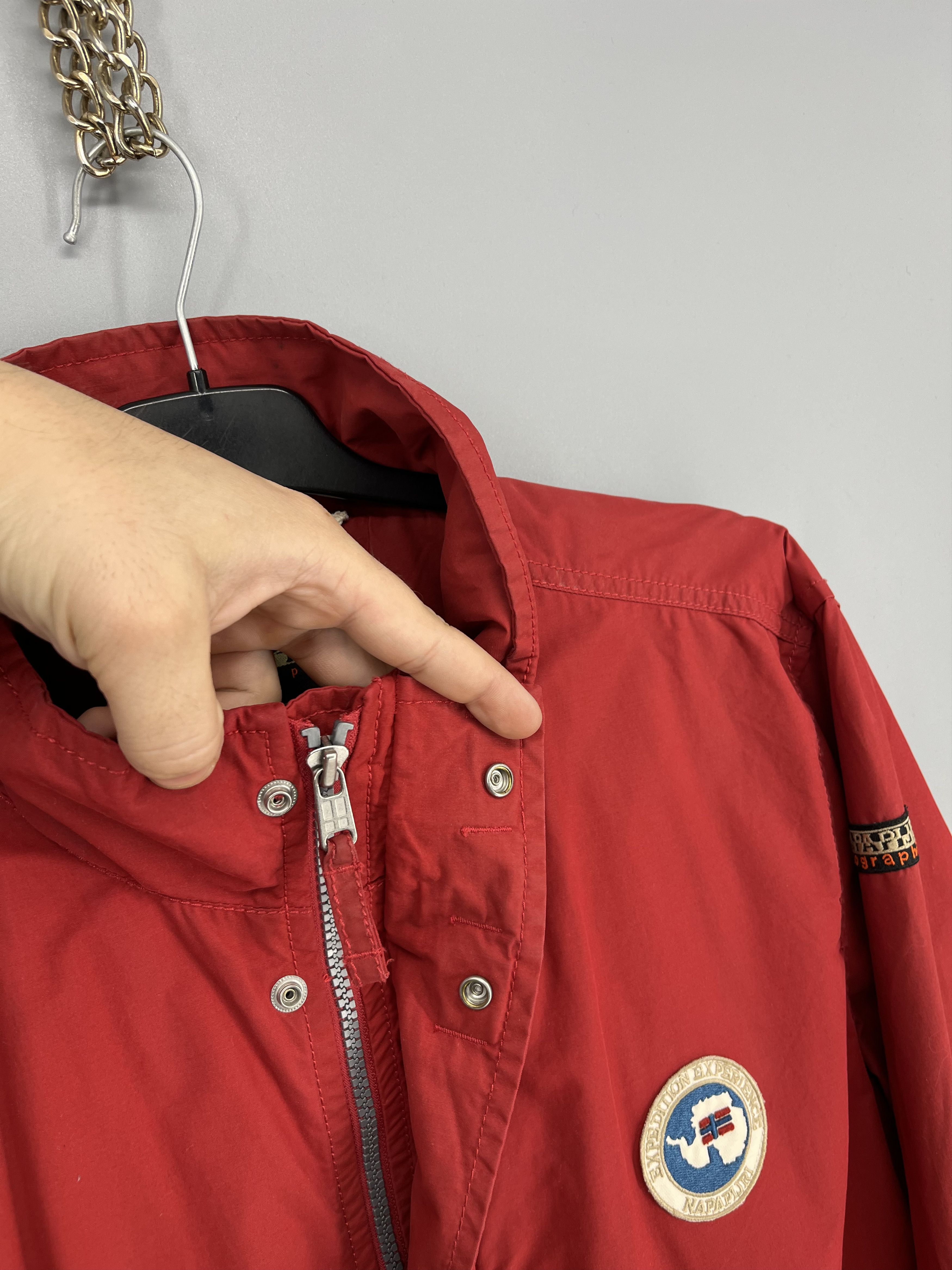 Napapijri Vintage y2k Napapijri Zip Jacket Red size XL Size US XL / EU 56 / 4 - 7 Thumbnail