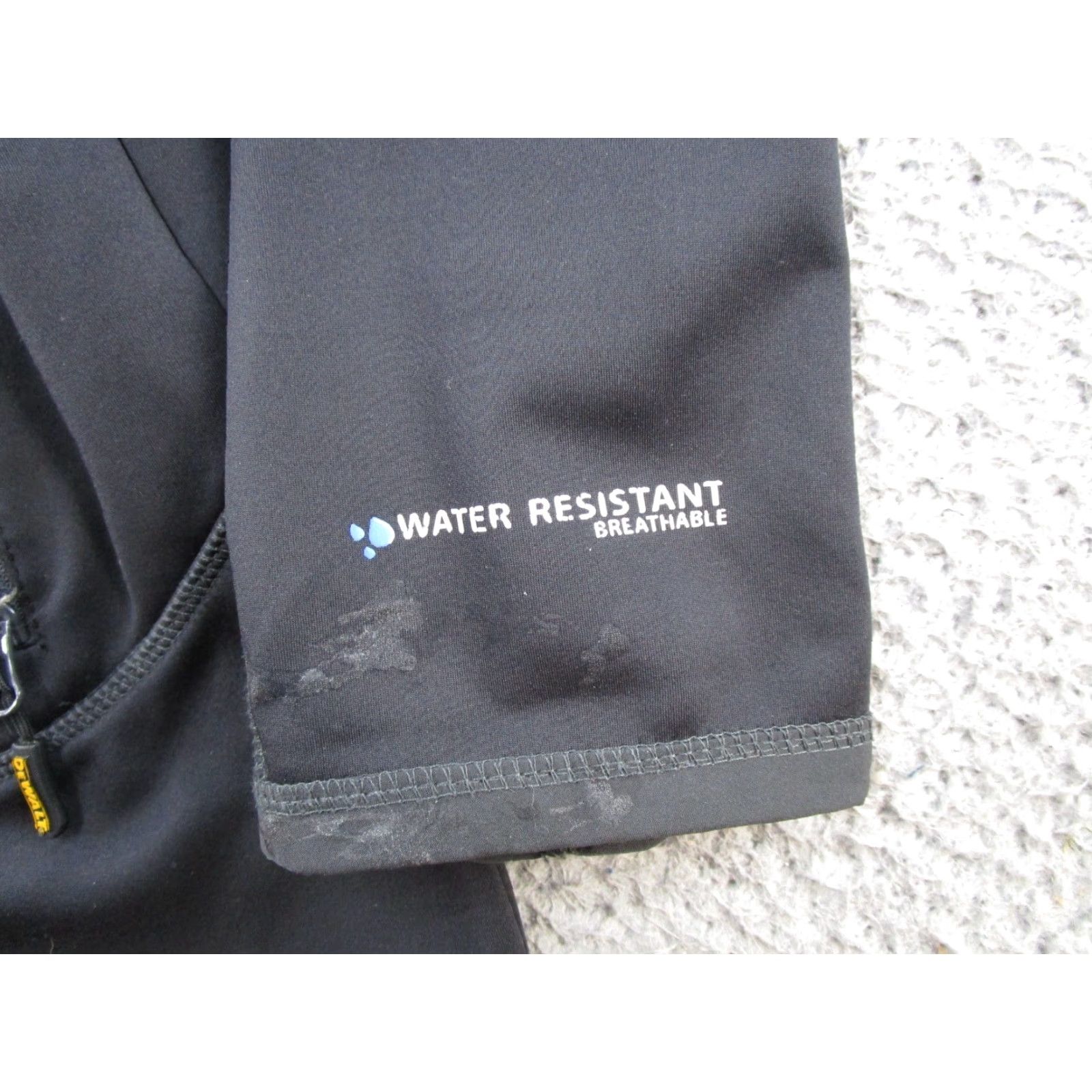 Vintage DEWALT Jacket Mens XL Black Water Resistant Breathable Softshell Jacket Size US XL / EU 56 / 4 - 3 Thumbnail