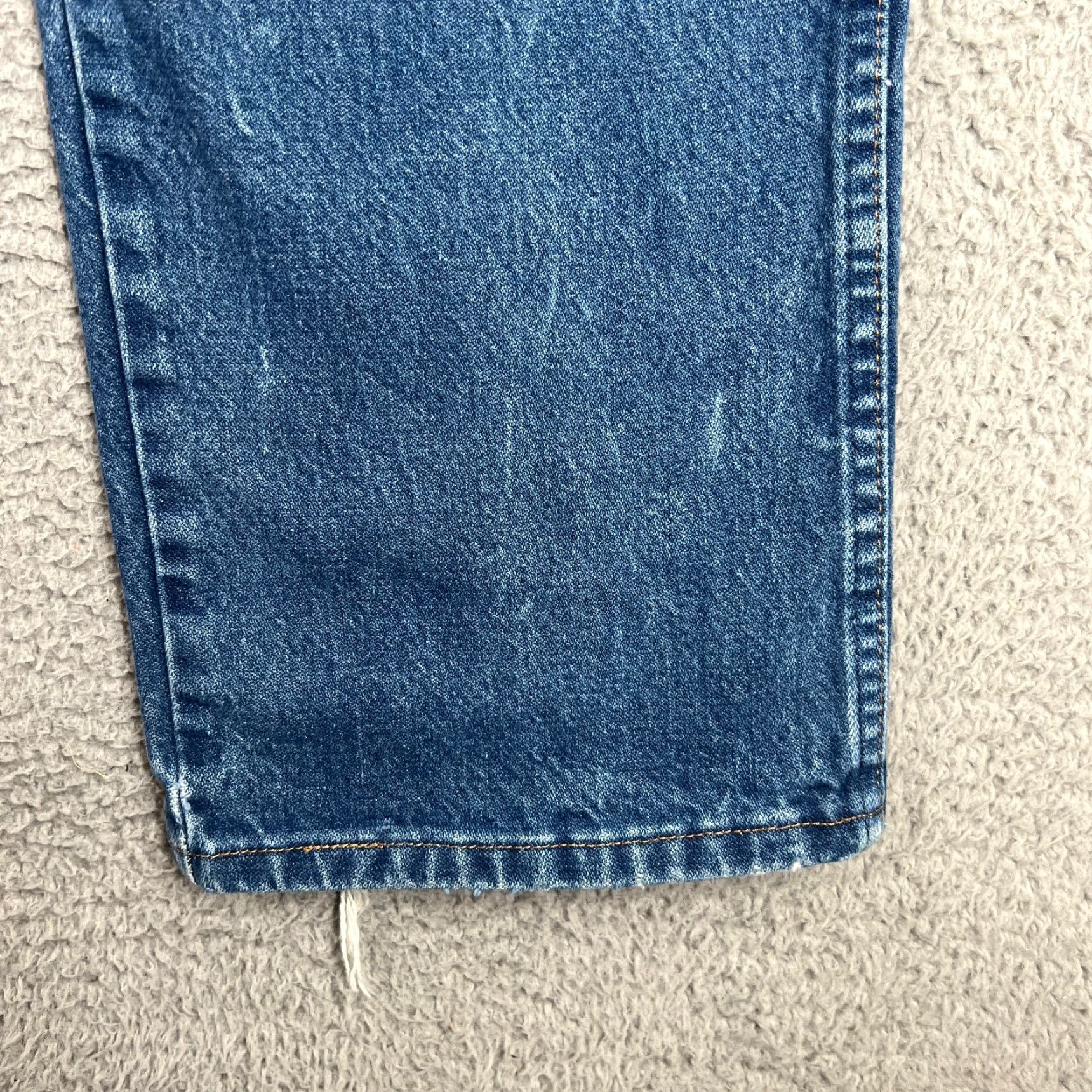 Wrangler Wrangler 13MWZ Jeans Men's 38x32 Medium Wash Blue Denim Cowboy Cut Straight Fit Size US 38 / EU 54 - 2 Thumbnail