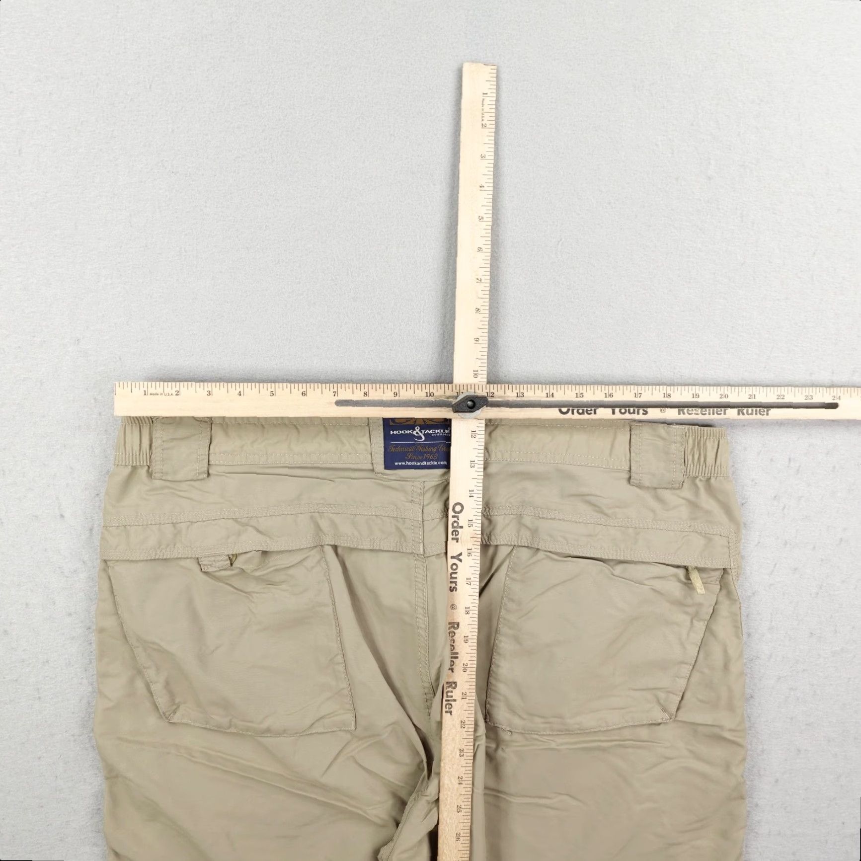 Vintage Hook & Tackle Cargo Shorts Mens 42 Khaki Outdoor Fishing Elastic Waist Lightweight Size US 42 / EU 58 - 7 Thumbnail