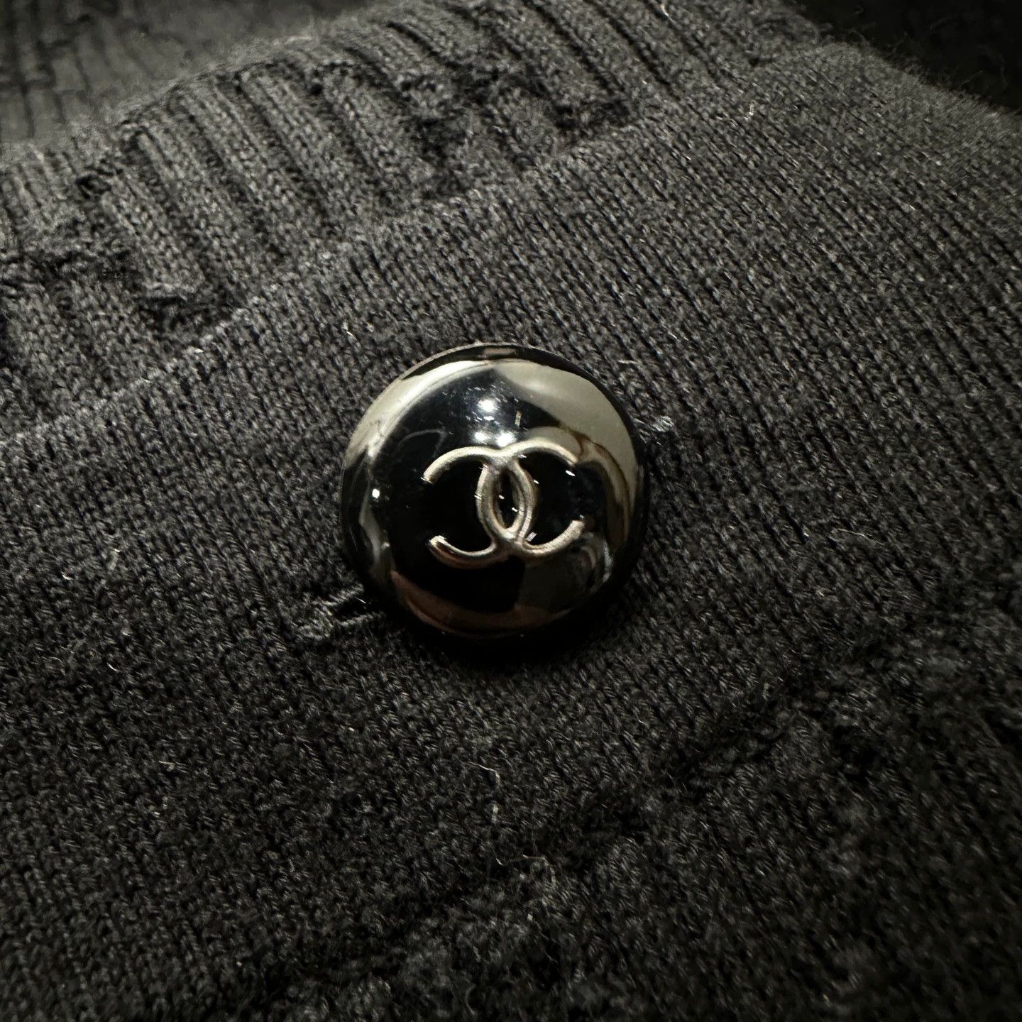 Chanel Chanel apr400 Logo Button L Knit Cardigan Cotton 34 Size XS / US 0-2 / IT 36-38 - 7 Thumbnail