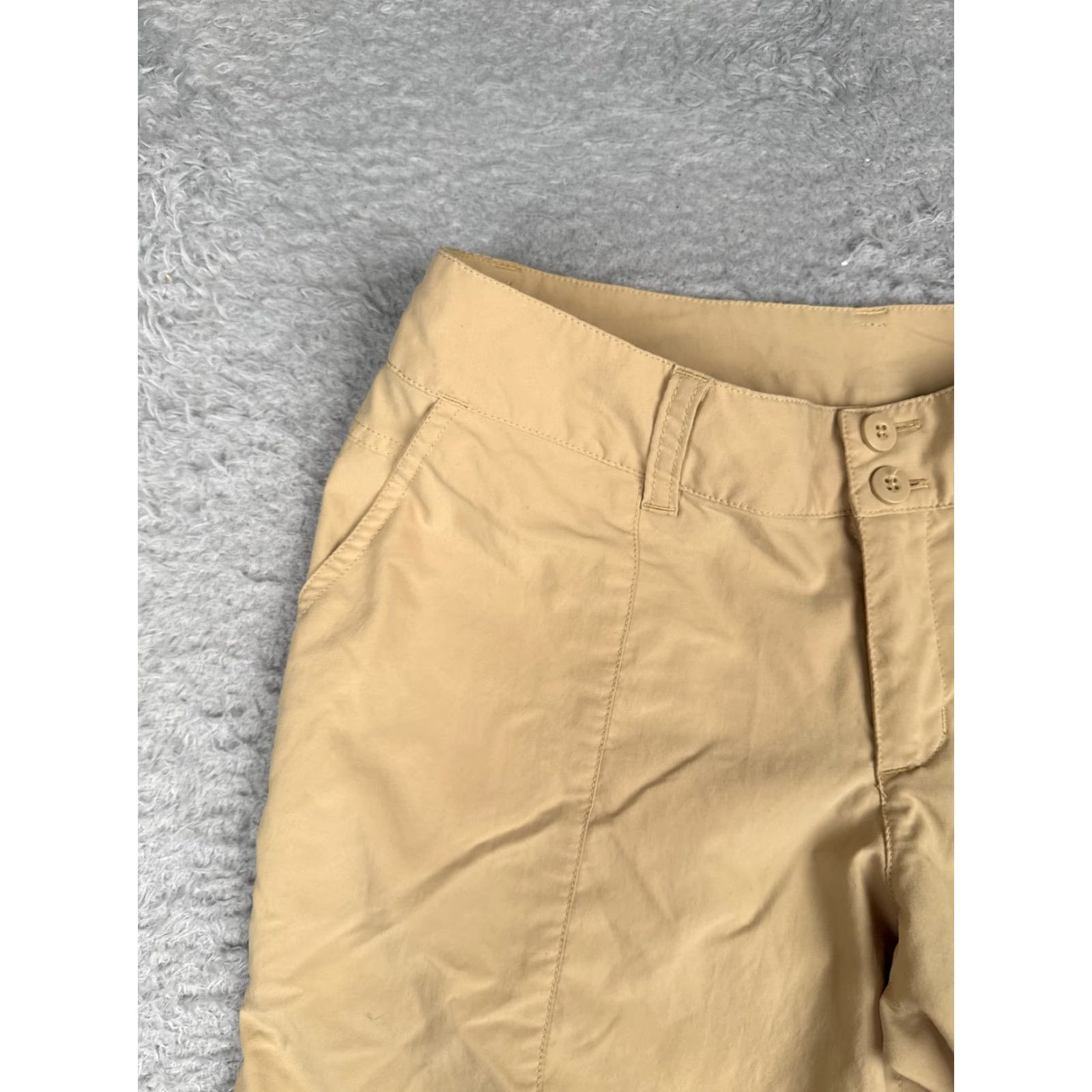 Patagonia Patagonia Bermuda Shorts Womens 4 Beige Nylon Blend Hiking Walking Outdoor 12" Slim Flat Front Pockets Quick Dry Size 27" / US 4 / IT 40 - 4 Thumbnail