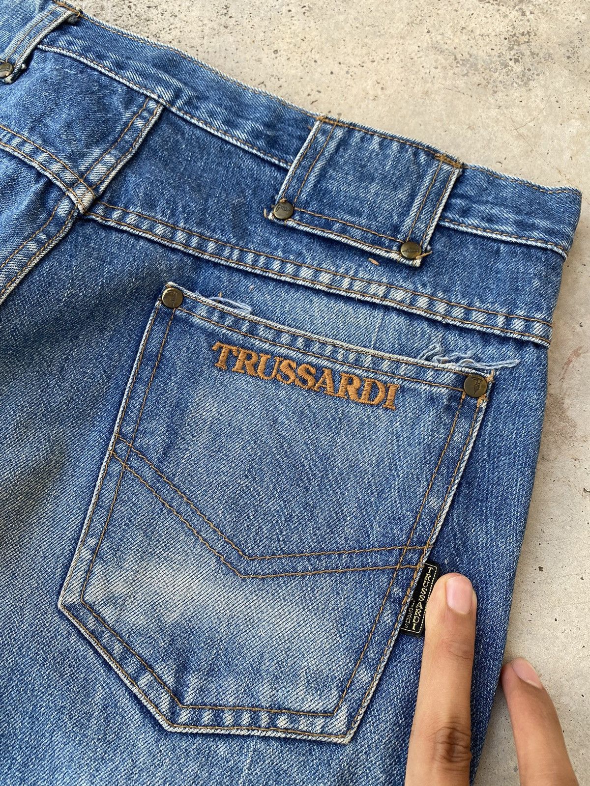JNCO Vintage Trussardi Embroidered Side Tape Baggy Jeans Size US 34 / EU 50 - 6 Thumbnail