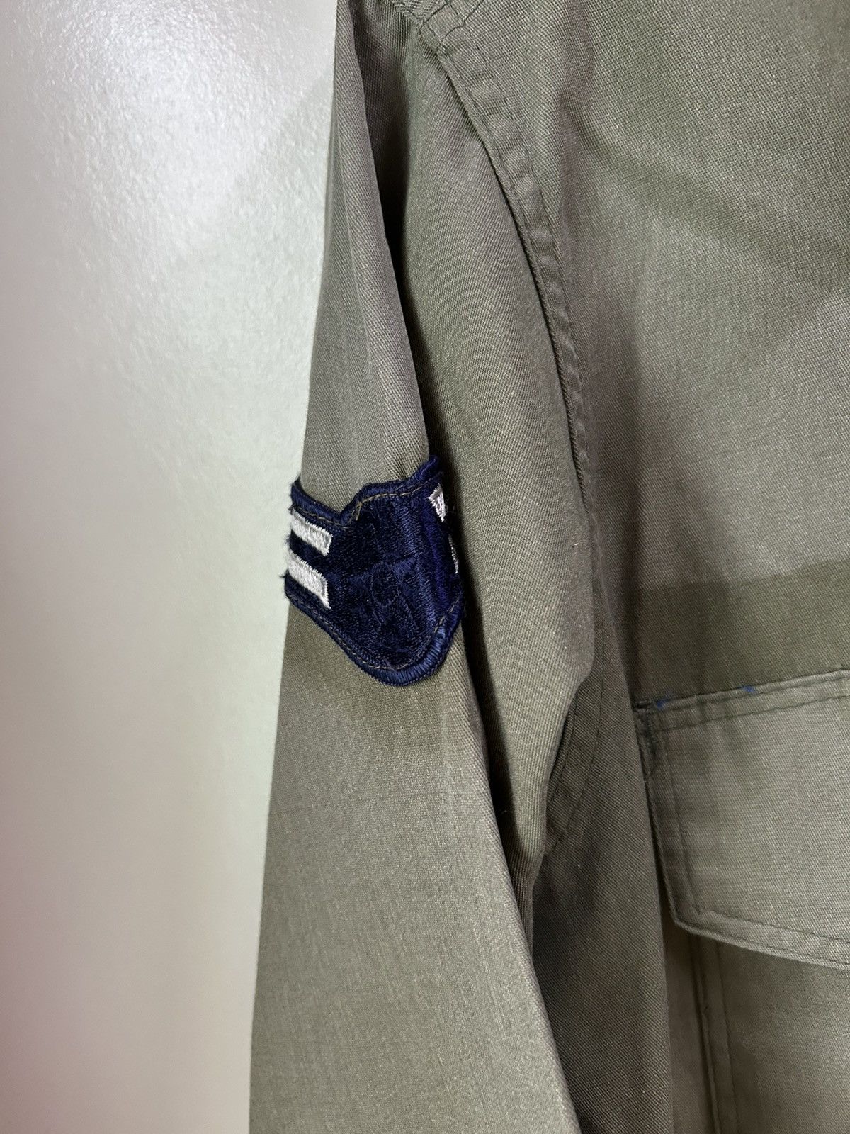 Vintage US Air Force OG-507 Utility Shirt With Airman Rank Size US XL / EU 56 / 4 - 11 Thumbnail