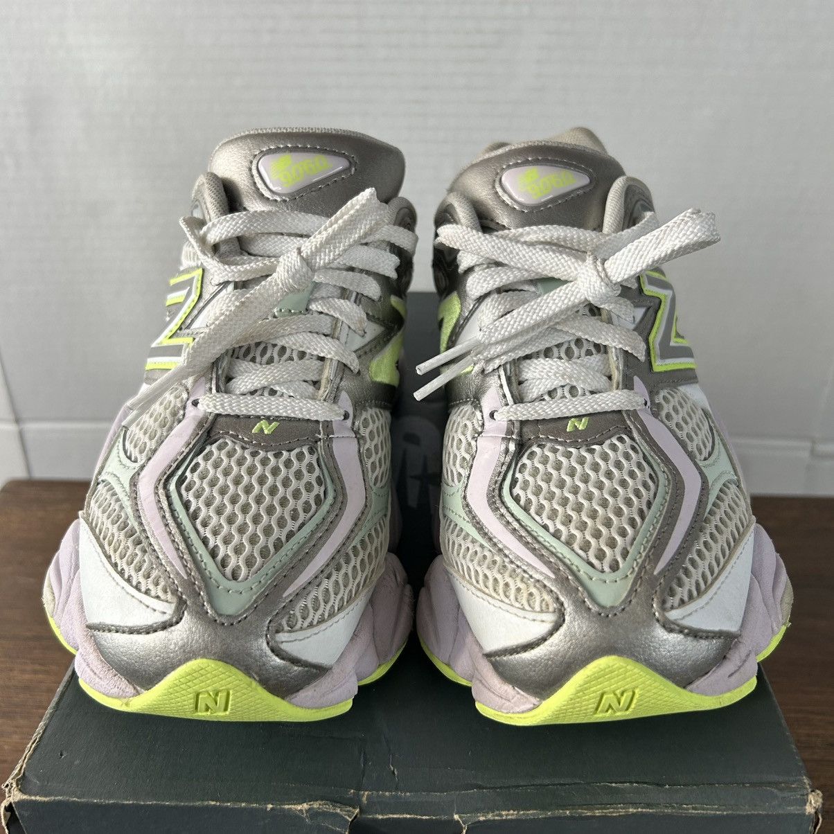 New Balance New Balance 9060 White Taro Sneakers Size M6.5/W8 Size US 8 / IT 38 - 7 Thumbnail