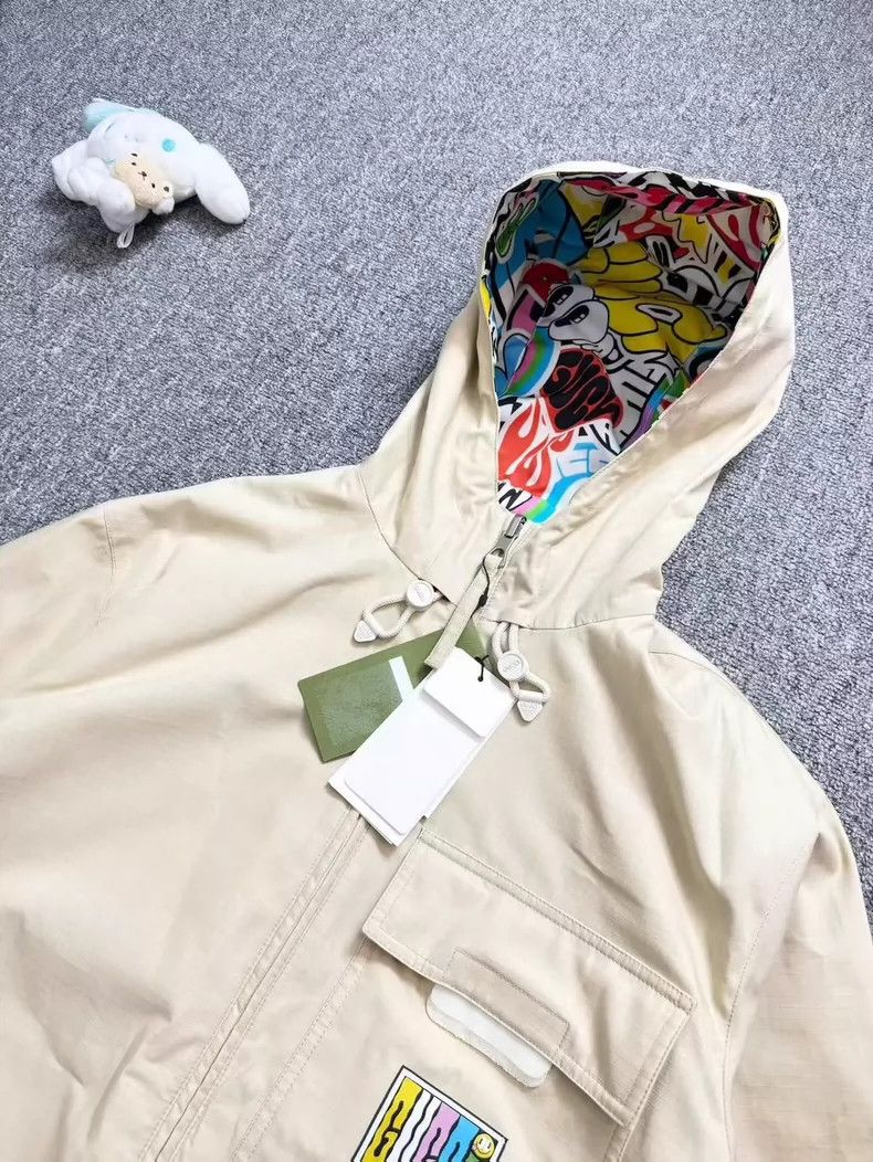 Gucci Gucci Beige rainbow cartoon multi-element logo double-sided Size US S / EU 44-46 / 1 - 4 Thumbnail