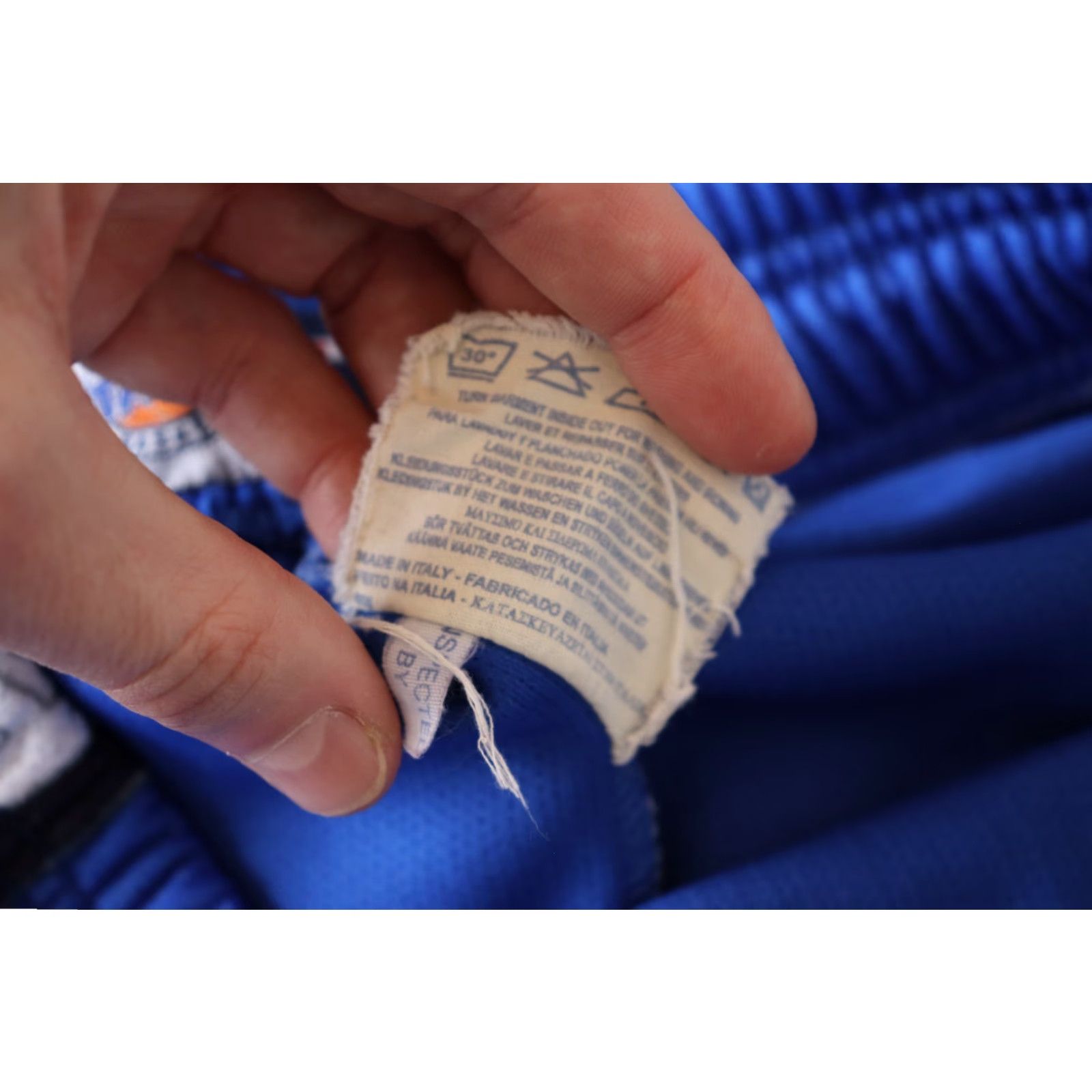 Champion CHAMPION ITALIA ITALY NATIONAL TEAM BASKETBALL SHORTS BLUE VINTAGE 90-Y2K SHORTS S Men XS? Size US 29 - 7 Thumbnail