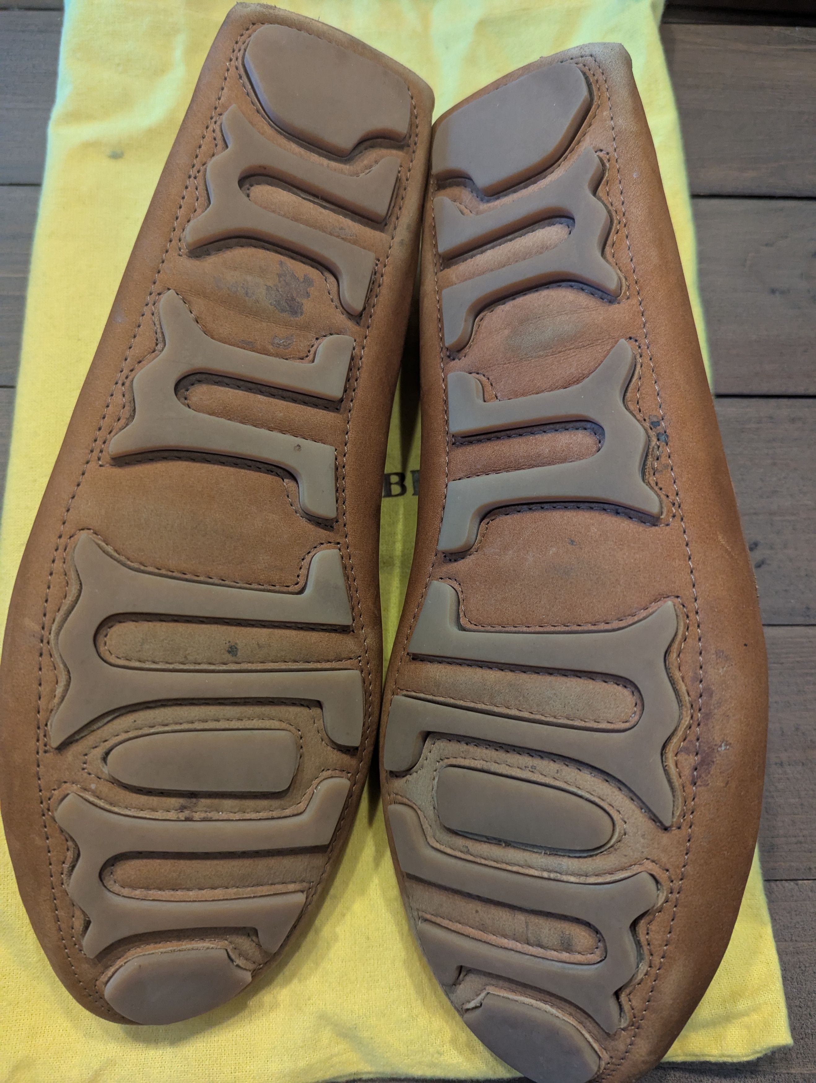 John Lobb John Lobb driver shoes - EUC w/dustbag, box Size US 9 / EU 42 - 9 Thumbnail