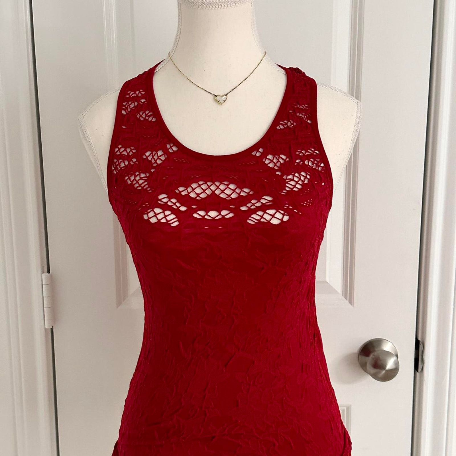 Other Katily Embroidered Floral Laced Cherry Size Small 2000s Tank Size S / US 4 / IT 40 - 1 Thumbnail
