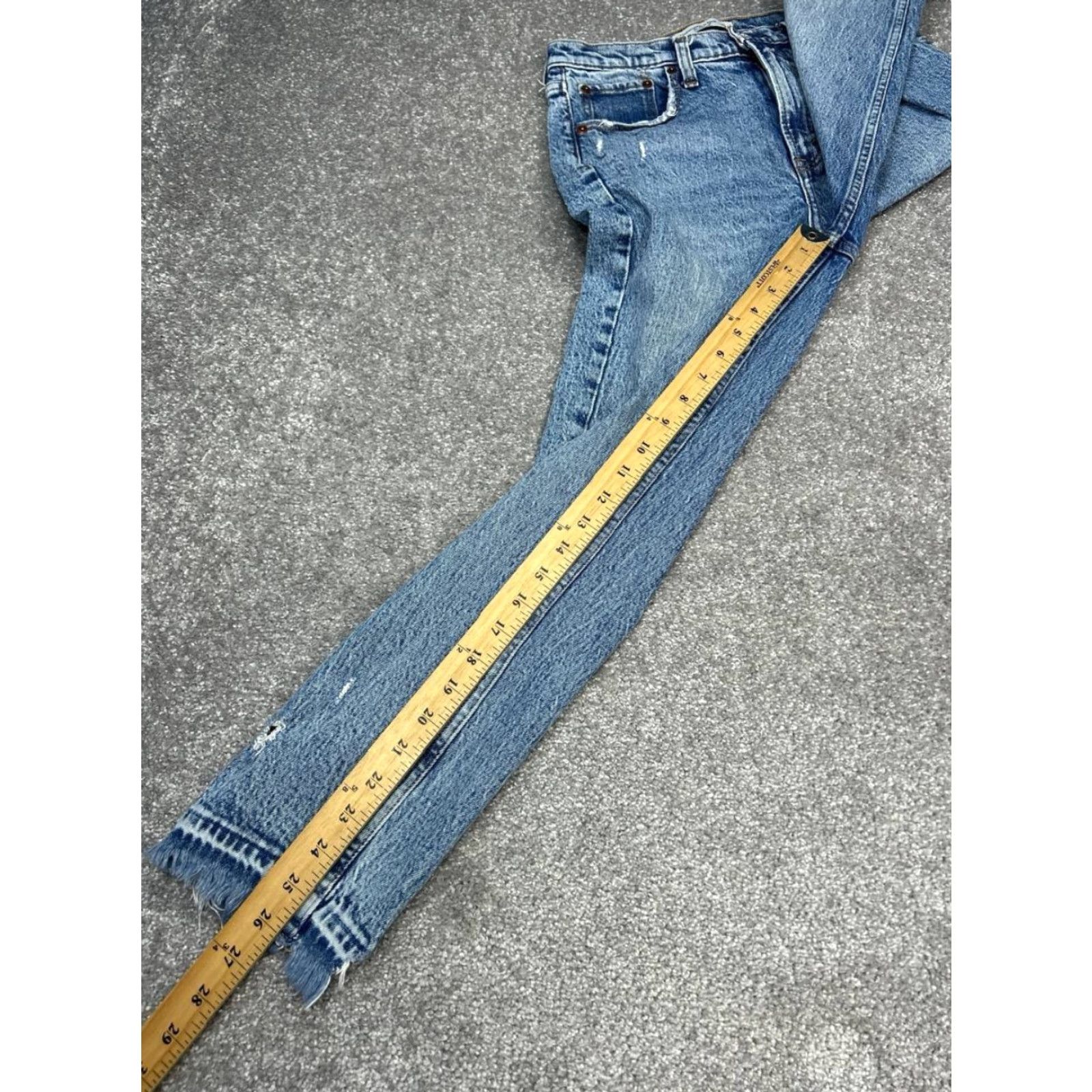 Abercrombie & Fitch Abercrombie & Fitch The Mom Jeans Womens 27 Blue Denim Distressed 5-Pocket High Rise Regular Fit Adult Size 27" / US 4 / IT 40 - 4 Thumbnail