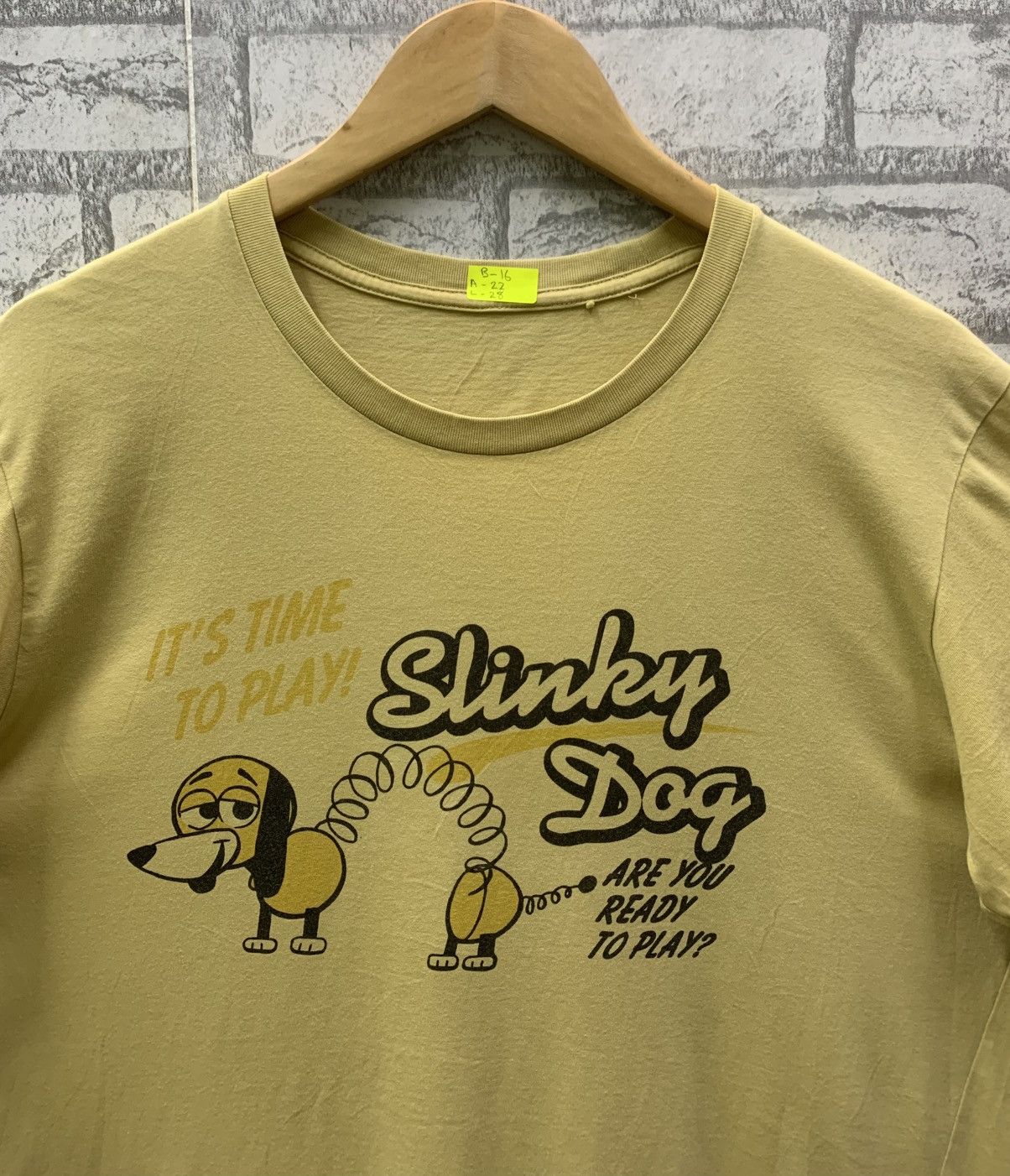 Cartoon Network × Japanese Brand × Uniqlo Slinky Dog T-shirts Size US L / EU 52-54 / 3 - 3 Thumbnail