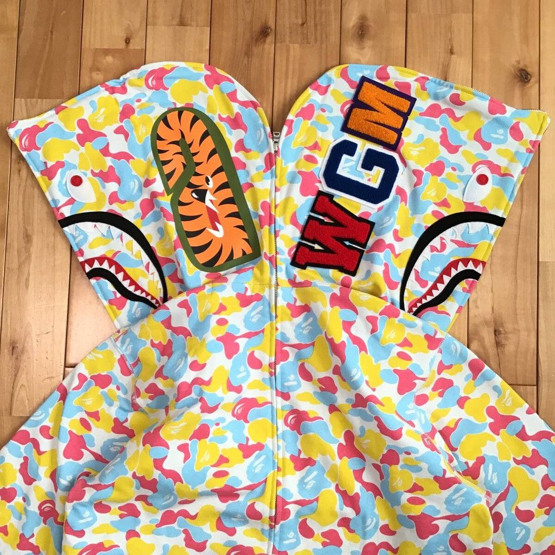 Bape 2024 🔥Sanya Store Camo🔥 BAPE shark full zip hoodie APE Size US XL / EU 56 / 4 - 3 Thumbnail