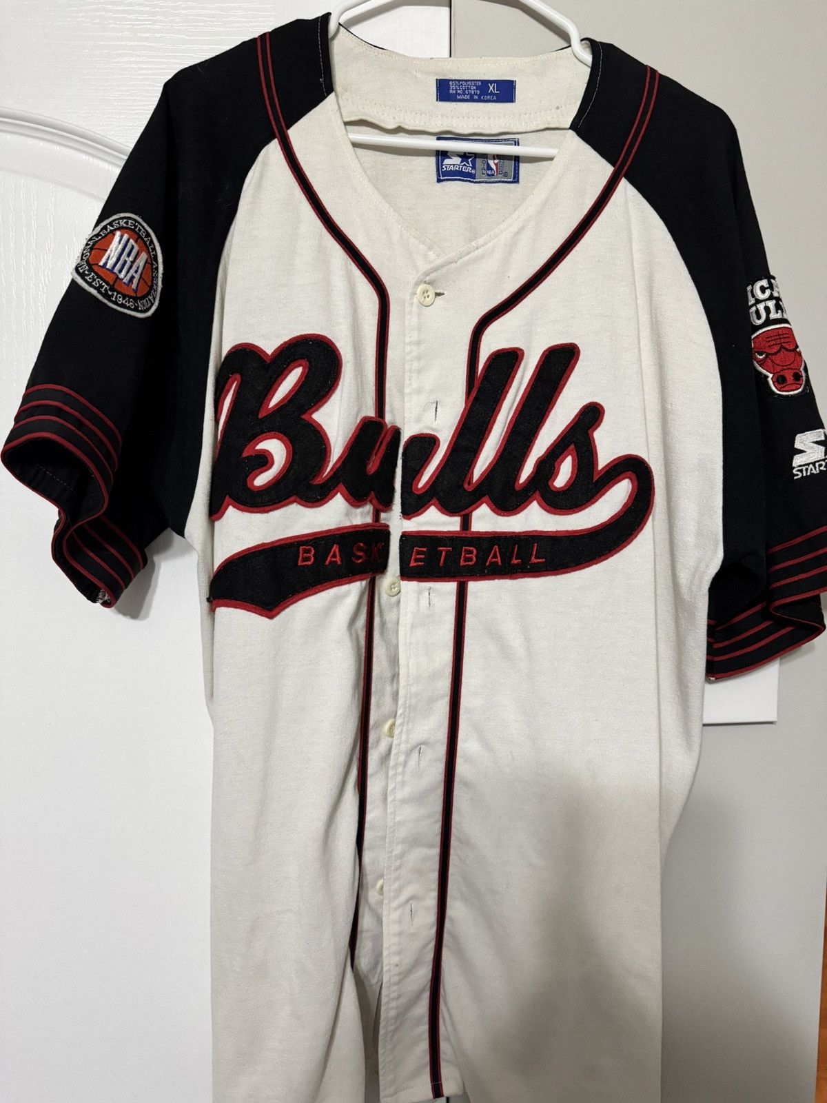 VINTAGE Chicago Bulls Starter Baseball Jersey