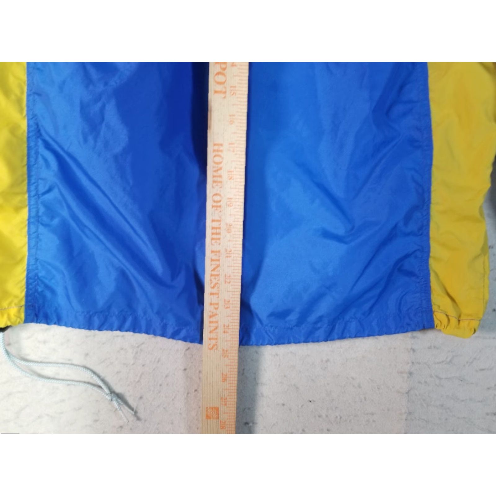 Nike VINTAGE Nike Windbreaker Jacket Boston Marathon USA Blue Yellow M Adult Mens Womens Unisex Medium US Made in USA Size US M / EU 48-50 / 2 - 4 Thumbnail