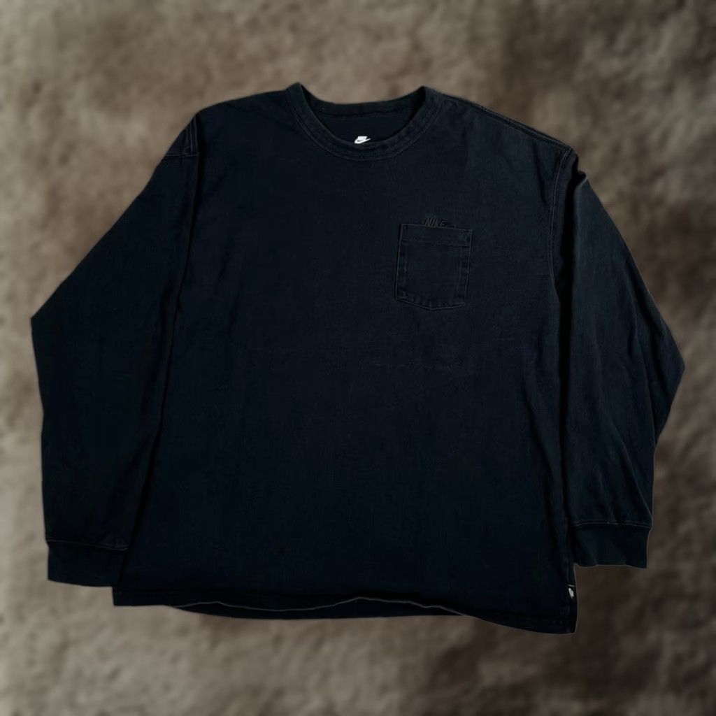 Nike Nike Long Sleeve Pocket Shirt Mens XL Black Max 90 Loose Fit Embroidered Logo Size US XL / EU 56 / 4 - 1 Thumbnail