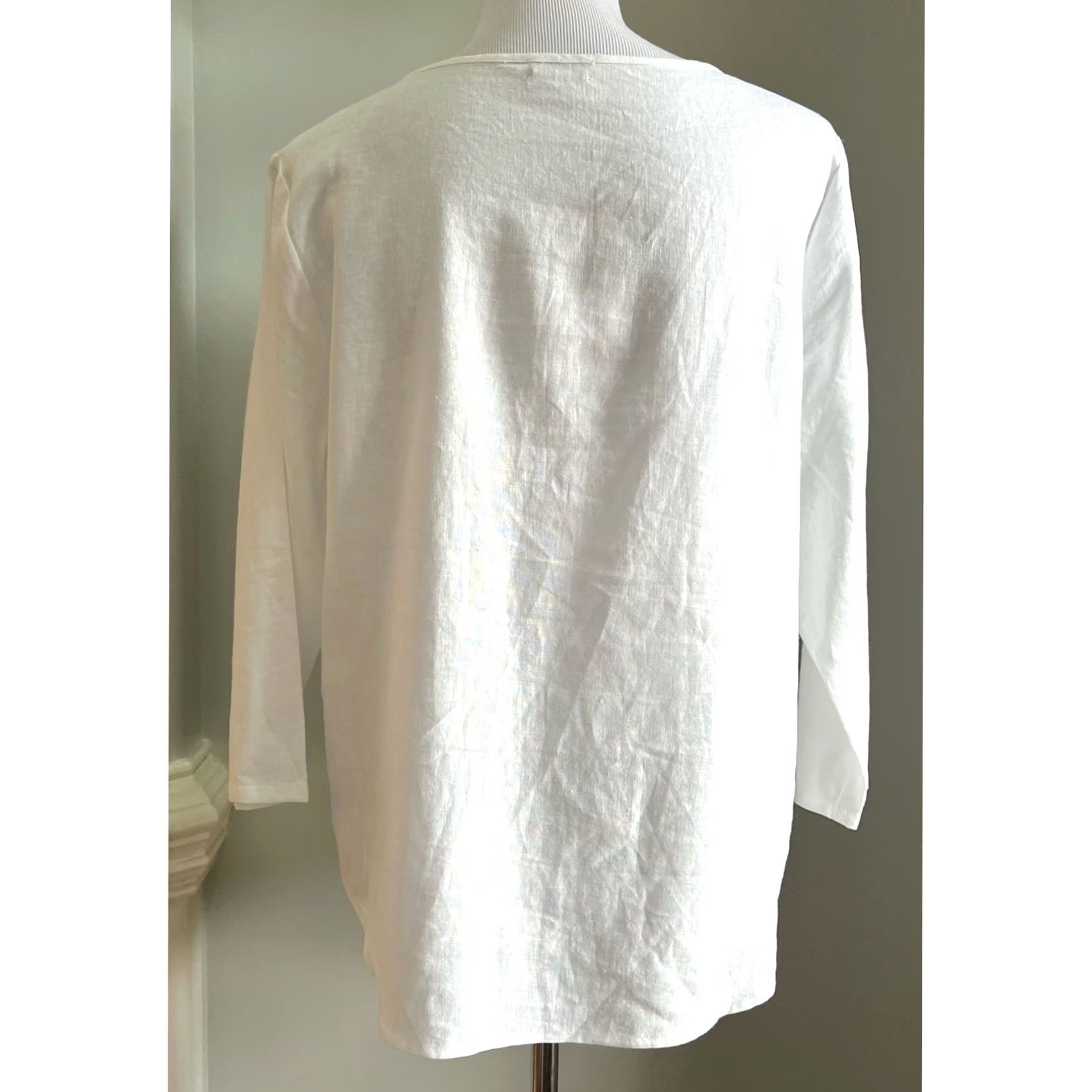 Van Heusen VINTAGE Van Heusen Linen Blend Blouse Tunic Shirt Women M White Lightweight 3/4 Sleeve Beach Coastal Resort Preppy Size M / US 6-8 / IT 42-44 - 4 Thumbnail