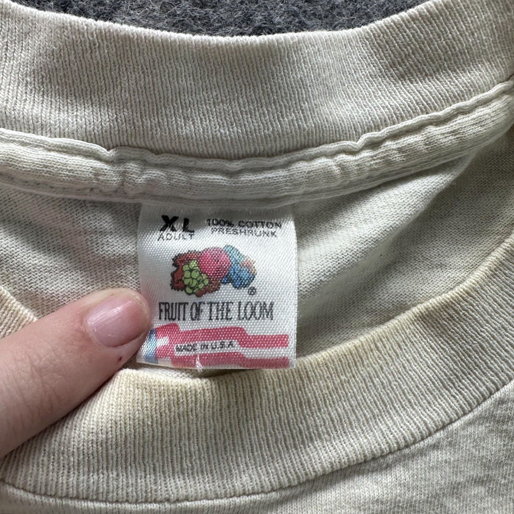 Fruit Of The Loom VINTAGE Fruit of the Loom Shirt Mens XL White 90s Farm Bureau Graphic Print Crew Neck Cotton Country Mens Size US XL / EU 56 / 4 - 6 Thumbnail