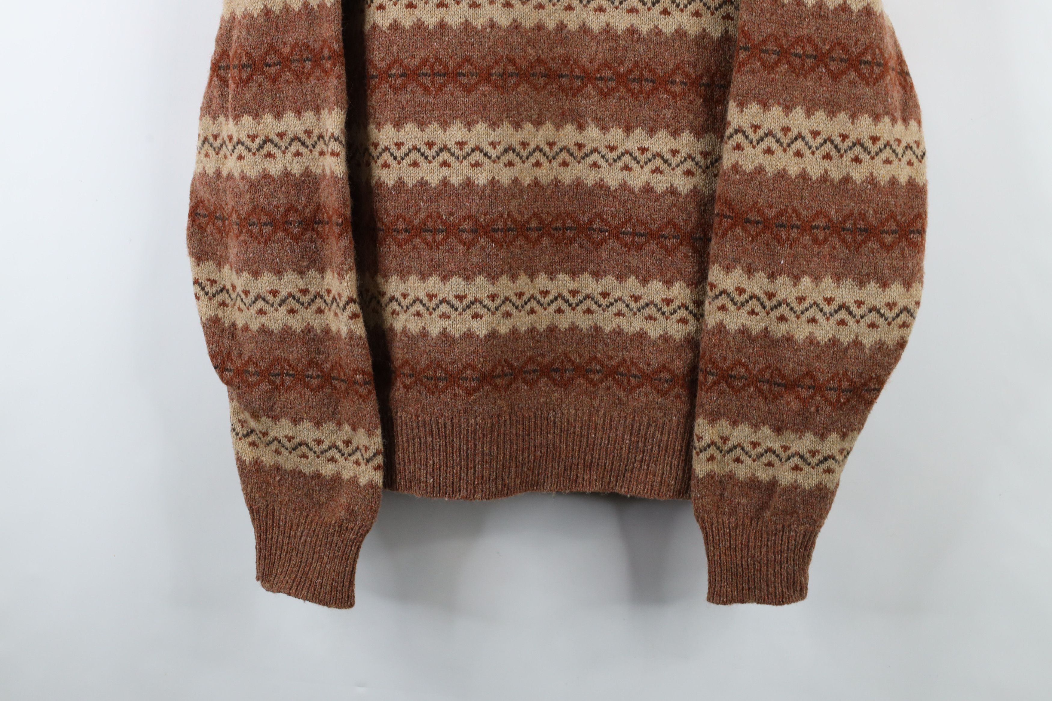 Vintage Vintage 70s Streetwear Fair Isle Knit Crewneck Sweater USA Size US L / EU 52-54 / 3 - 3 Thumbnail