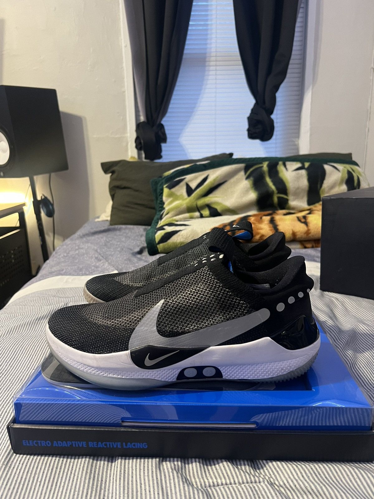 Nike adapt bb size 12 best sale