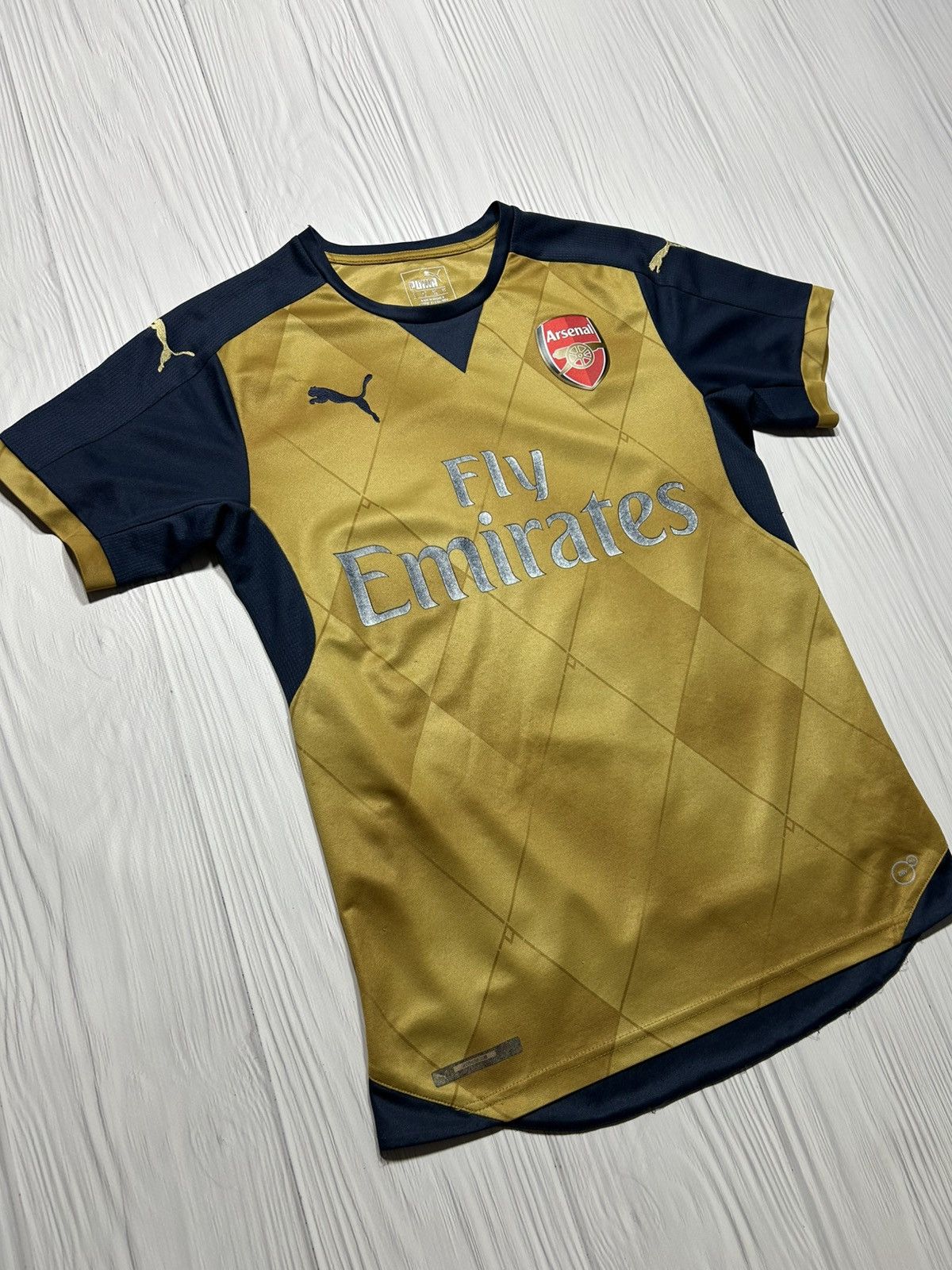 Puma Puma 2015-16 Arsenal Soccer Jersey Size XS Size US XS / EU 42 / 0 - 3 Thumbnail