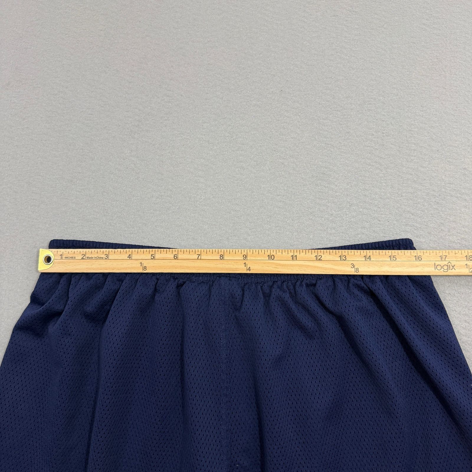 Vintage Vintage Detroit Tigers Shorts Men's XL Blue 8" Inseam y2k Size US 36 / EU 52 - 7 Thumbnail