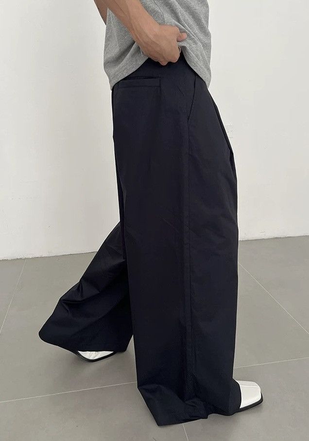 Japanese Brand × Vintage Cleanfit retro fashion asymmetric pleated skater pants Size US 30 / EU 46 - 2 Thumbnail