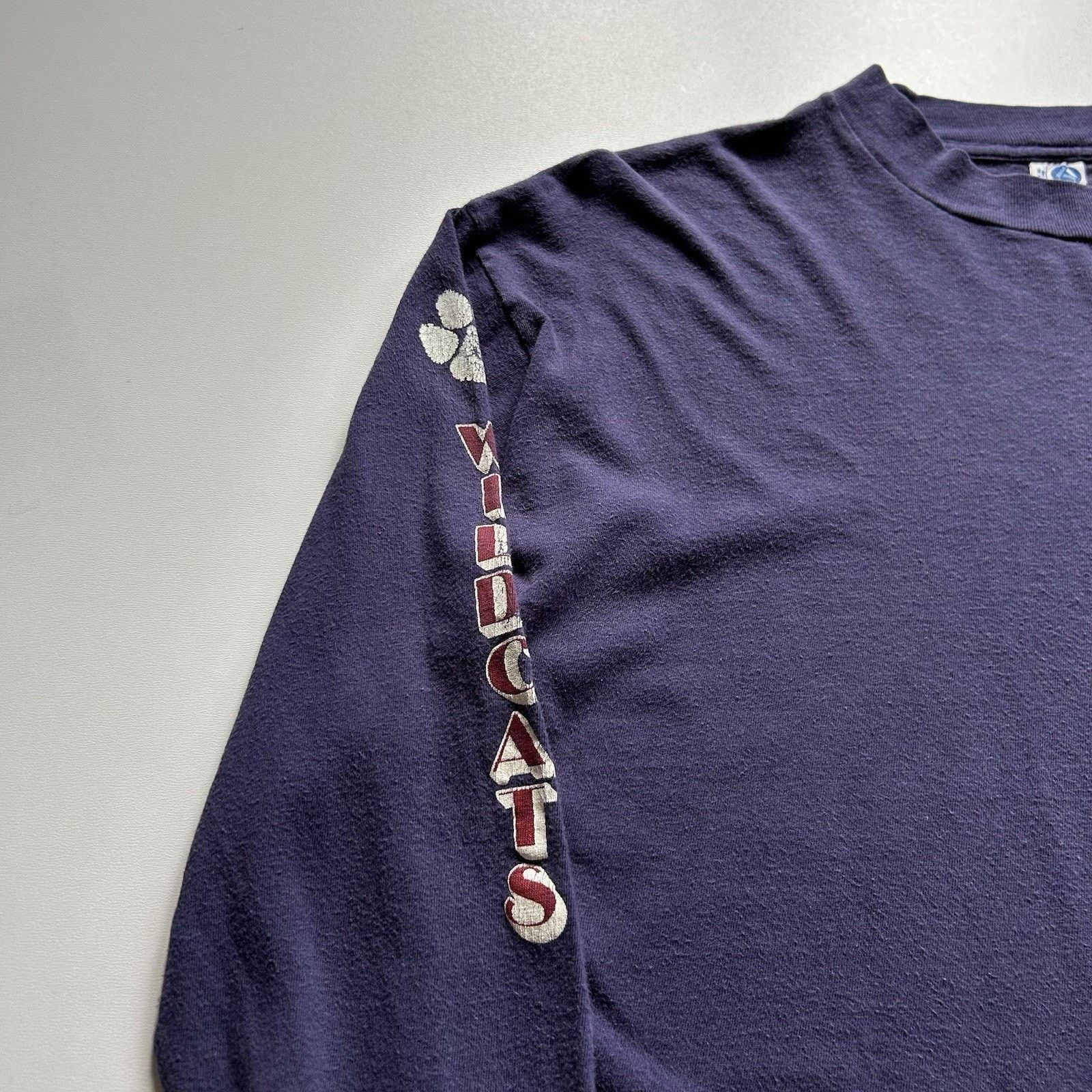 Hanes Vintage 80s Arizona Wildcats NCAA T Shirt Long Sleeve Small Size US S / EU 44-46 / 1 - 4 Thumbnail