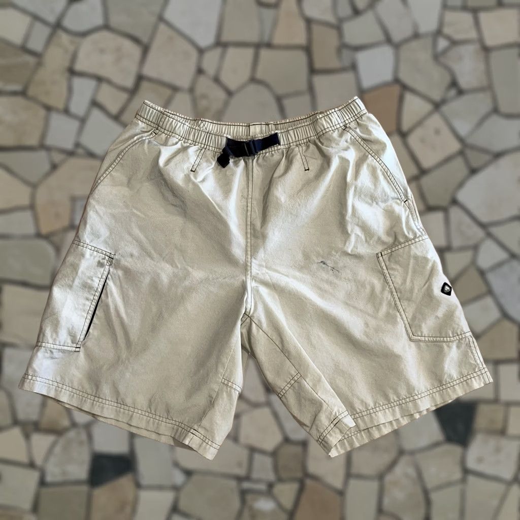 Nike VINTAGE Nike ACG Shorts Men’s Large Tan Unlined 9” Inseam *Stain Size US 33 - 1 Thumbnail