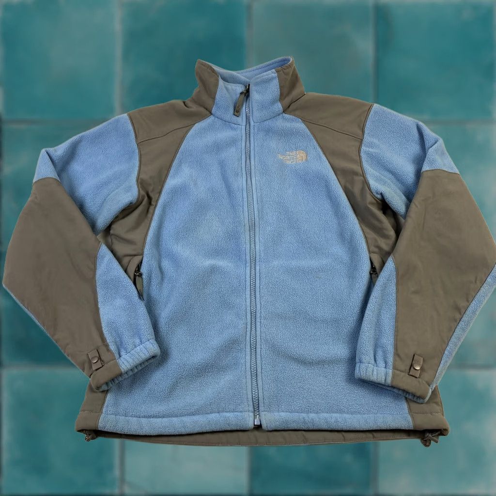 The North Face The North Face Fleece Jacket Women's Medium Blue Color Block Full Zip Soft Shell Size M / US 6-8 / IT 42-44 - 1 Thumbnail