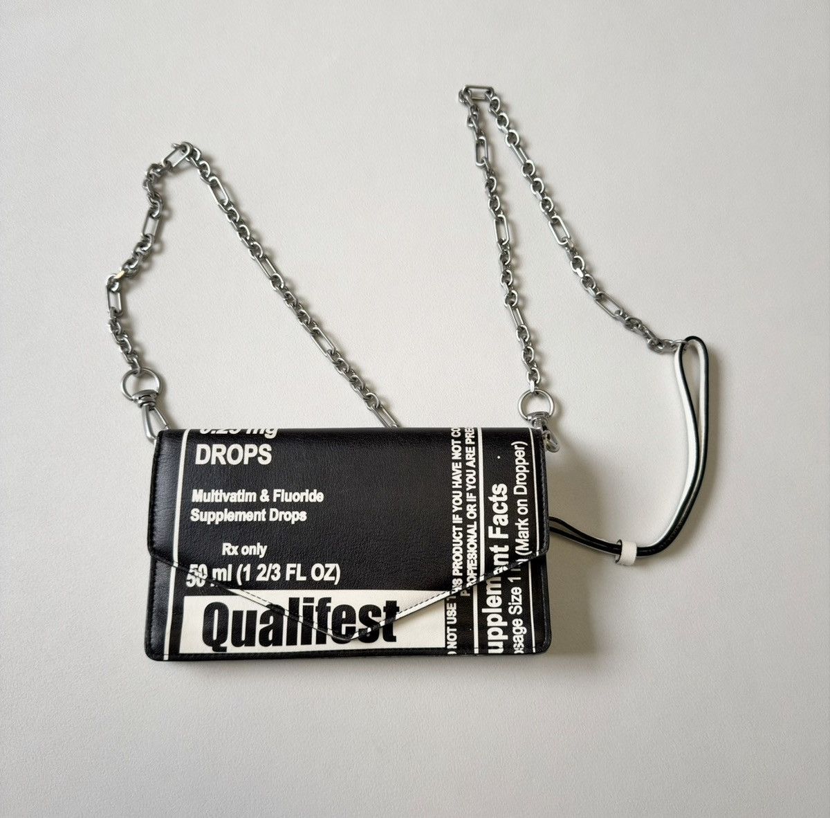 Maison Margiela A/W 18 ‘Vitamin Supplements’ Print Mini Hand Bag Size ONE SIZE - 2 Thumbnail
