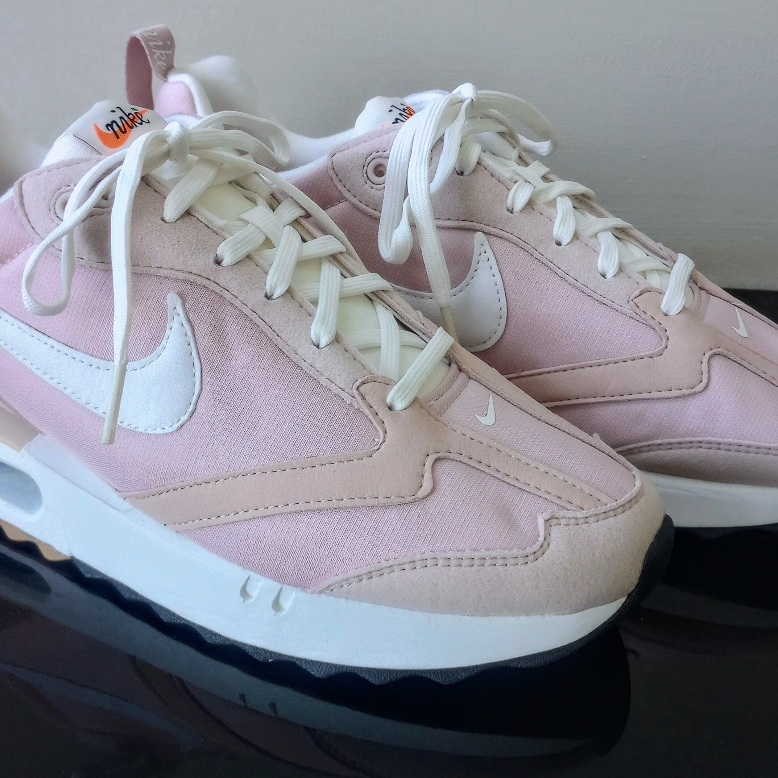 Nike Nike Women Air Max Dawn Sneaker in Pink Oxford/Summit White Size US 10 / IT 40 - 4 Thumbnail
