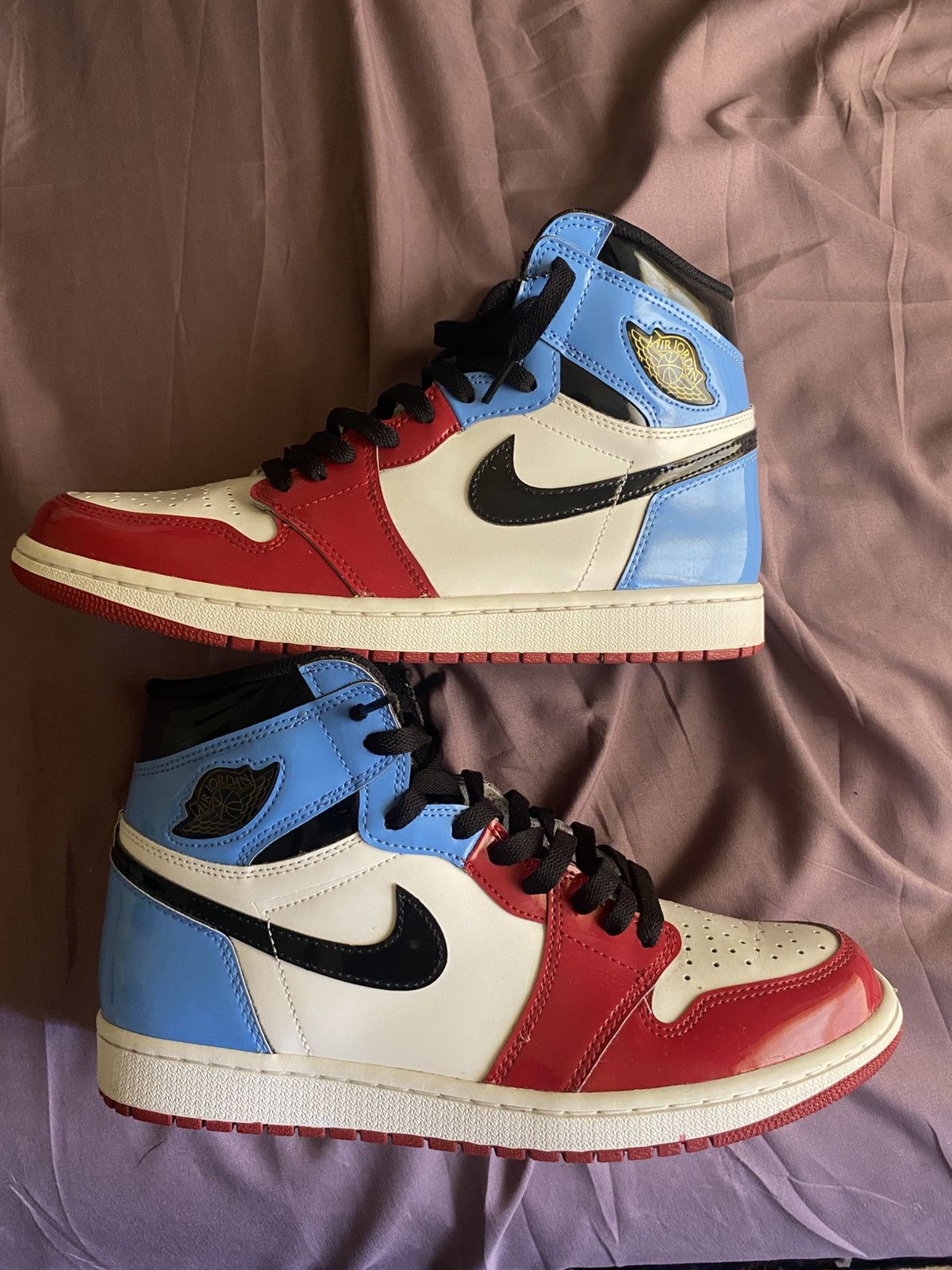 Jordan Brand Air Jordan 1 Retro High OG “Fearless” Size US 10.5 / EU 43-44 - 2 Thumbnail