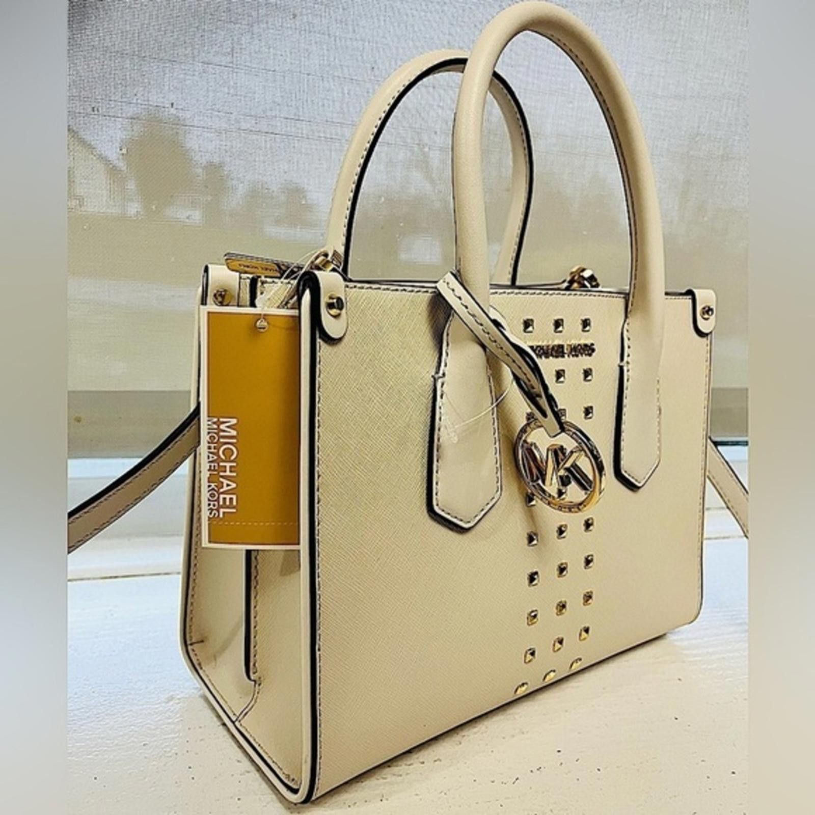 Michael Kors Michael Kors Lt Cream Maple Crossbody W/ Gold Studs Size ONE SIZE - 1 Thumbnail