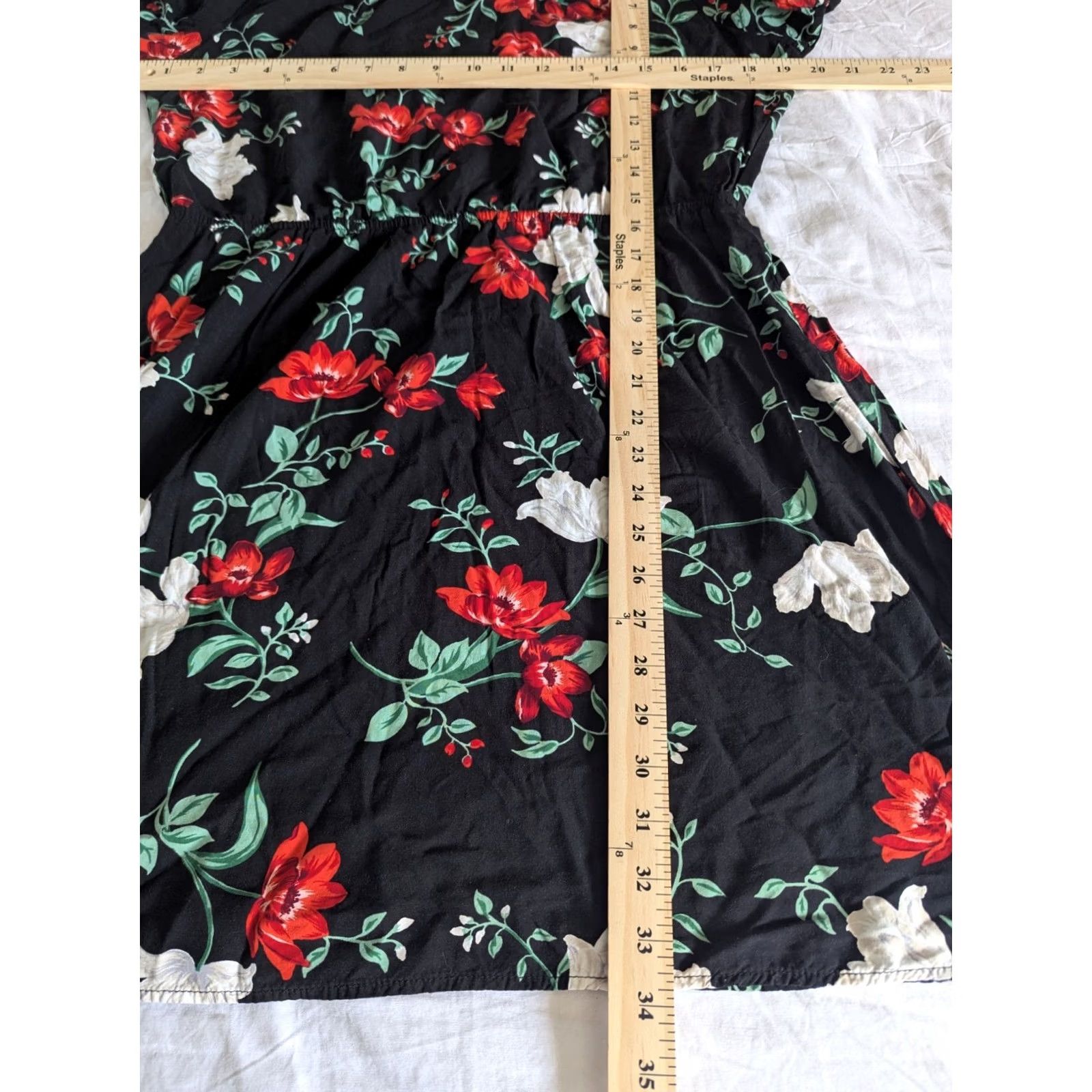 Old Navy Old Navy Short Sleeve Mini Dress Floral Women's L Blue EUC Light Weight Size 36" / US 14 / IT 50 - 4 Thumbnail