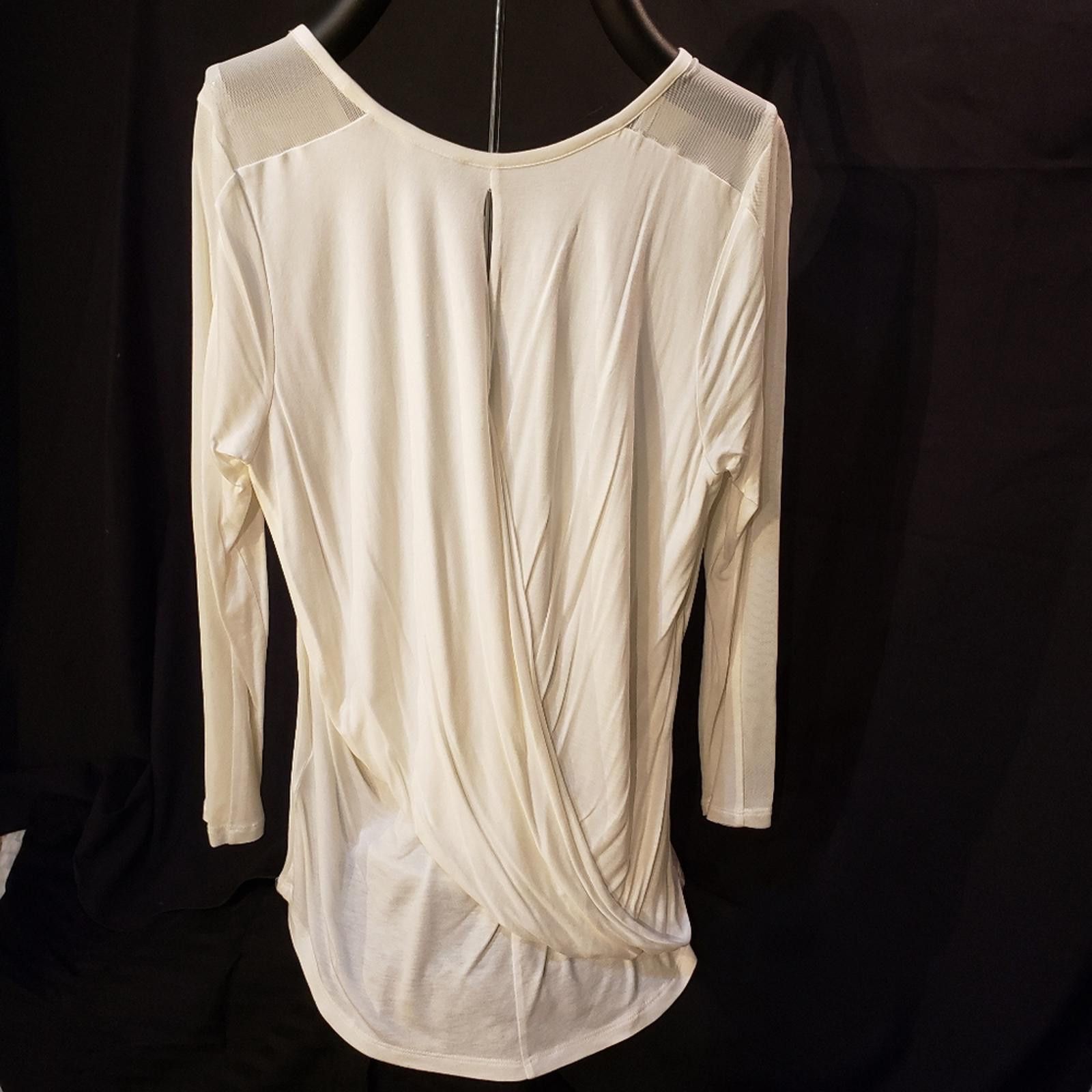 Calvin Klein Calvin Klein NWOT Women’s Off White Long Sleeve Size XL / US 12-14 / IT 48-50 - 7 Thumbnail