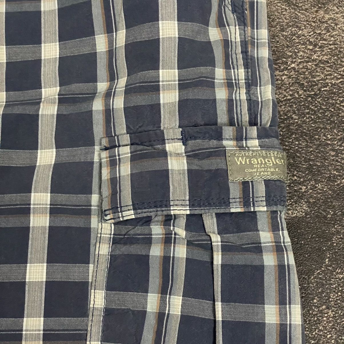 Comme des Garcons Wrangler plaid short pants Size US 39 - 4 Thumbnail