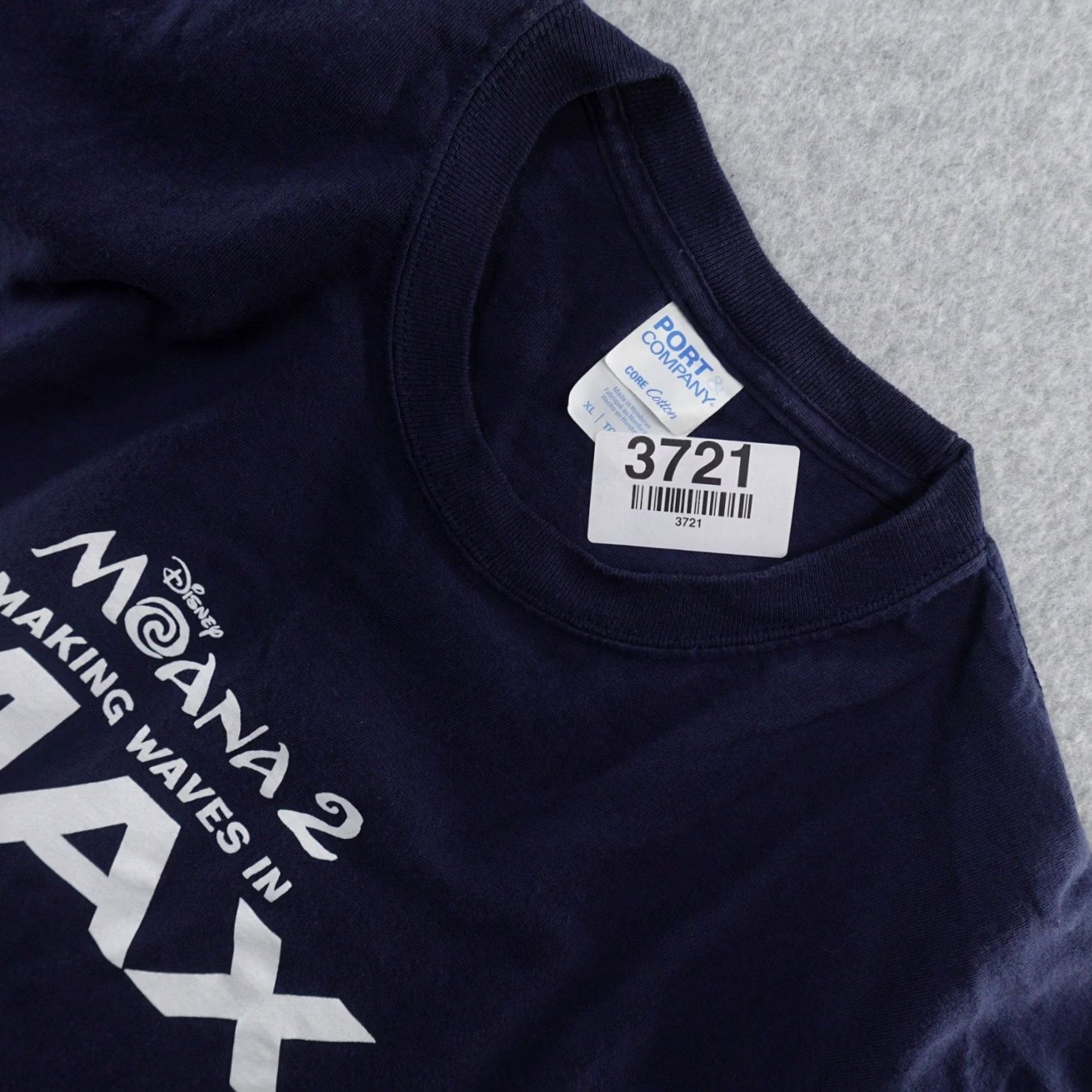 Port & Company Moana Movie Promo XL T-Shirt Mens Blue Short Sleeve Crew Neck IMAX Disney Maui 22X29 2020-2029 Port & Company Size US XL / EU 56 / 4 - 5 Thumbnail