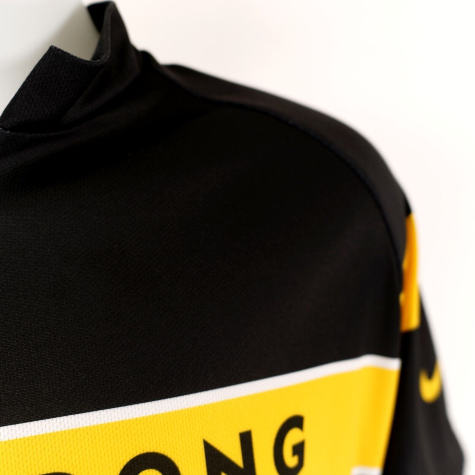 Vintage Nike Livestrong Black Yellow Polyester Mock Neck Cycling Jer Size US L / EU 52-54 / 3 - 3 Thumbnail