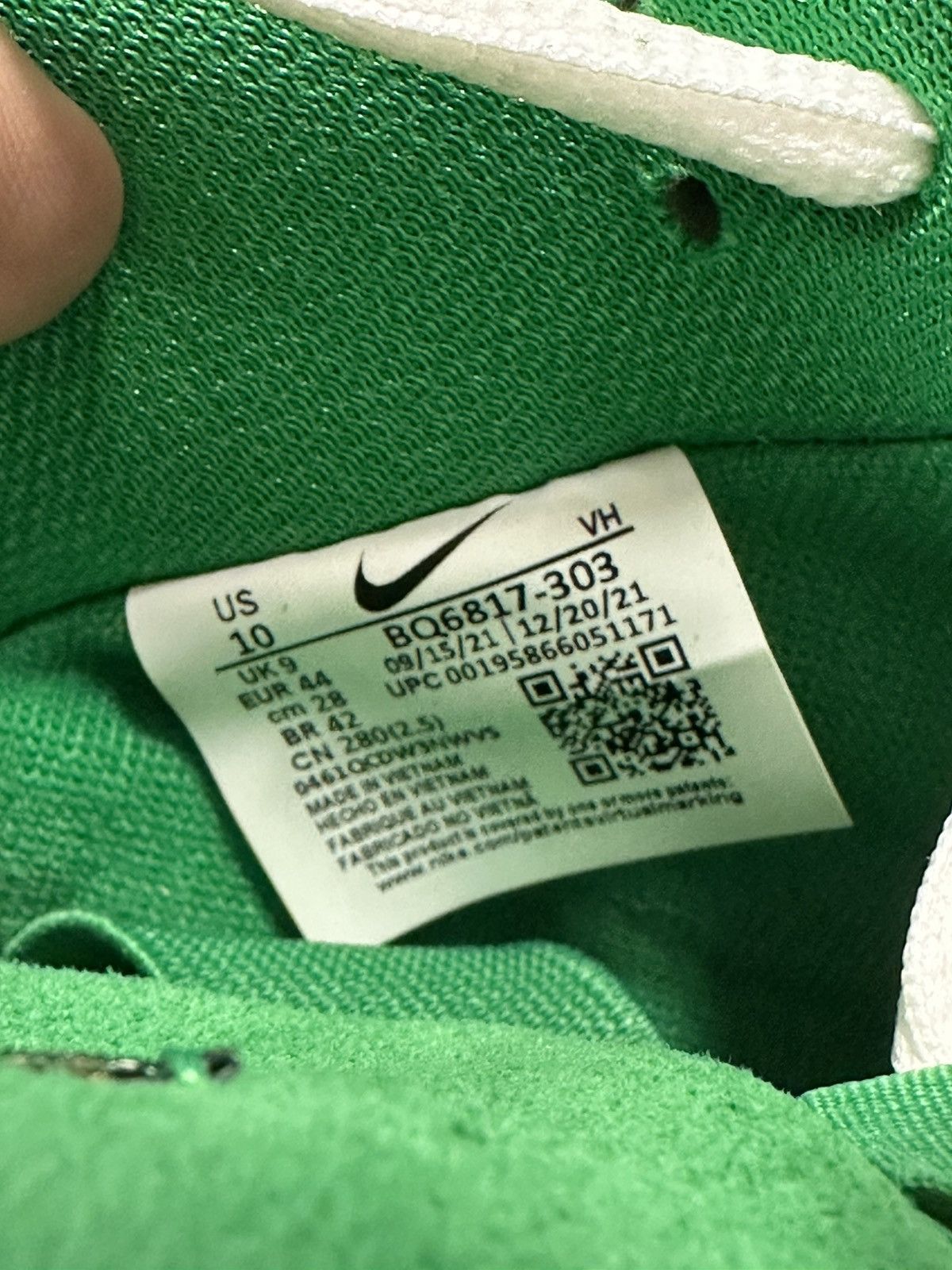 Nike Nike sb St Patrick’s day 2022 Size US 10 / EU 43 - 9 Thumbnail