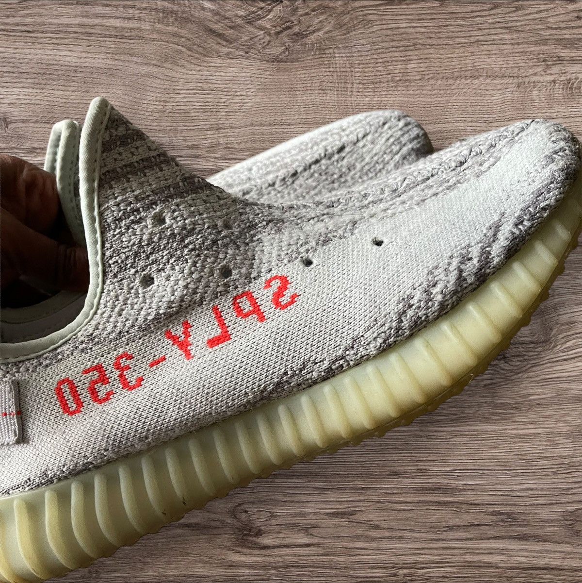 Yeezy YEEZY BOOST 350 V2 Size US 10 / EU 43 - 2 Thumbnail
