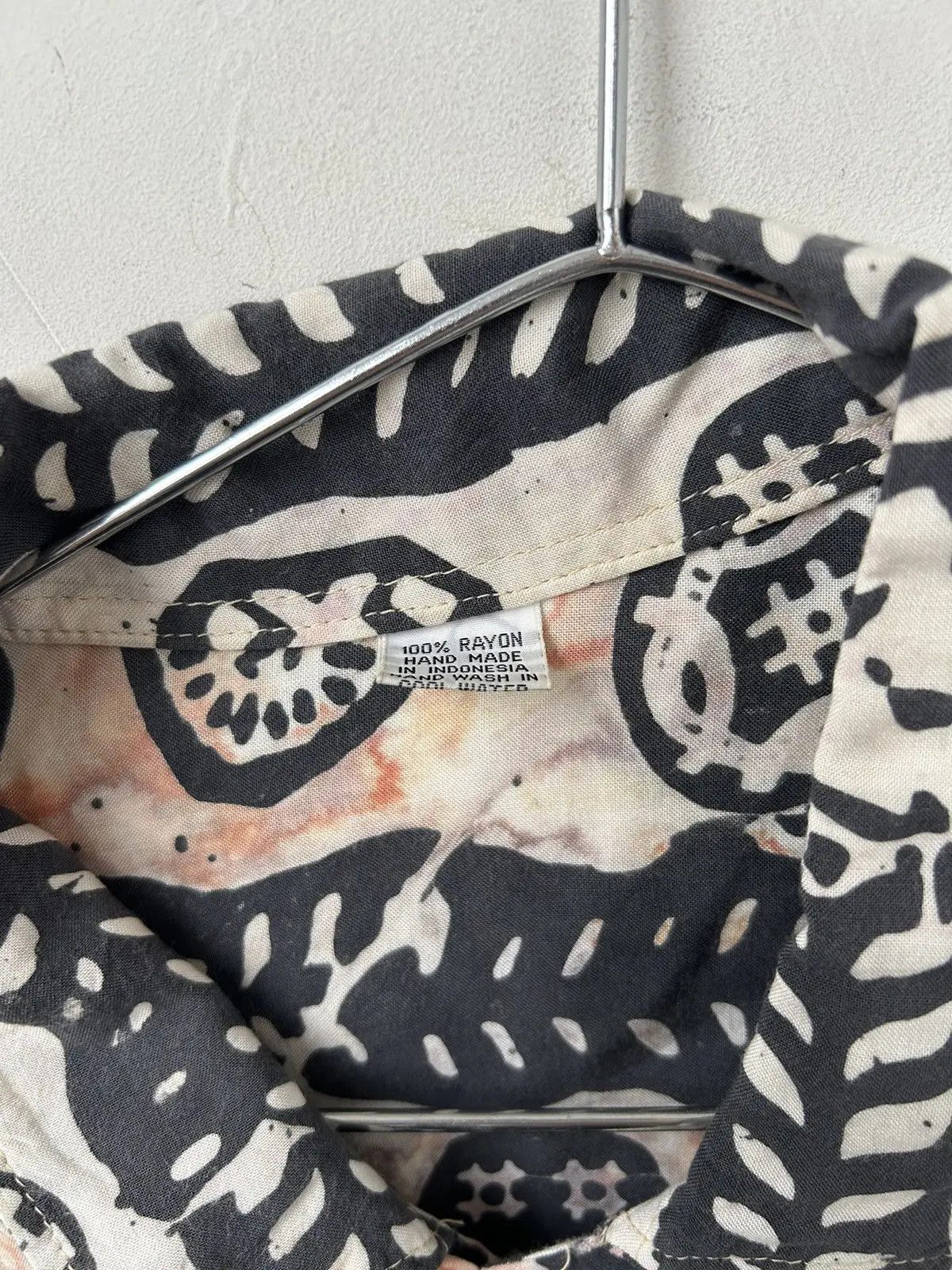 Handmade VTG rayon painted shirt #482 Size US L / EU 52-54 / 3 - 2 Thumbnail