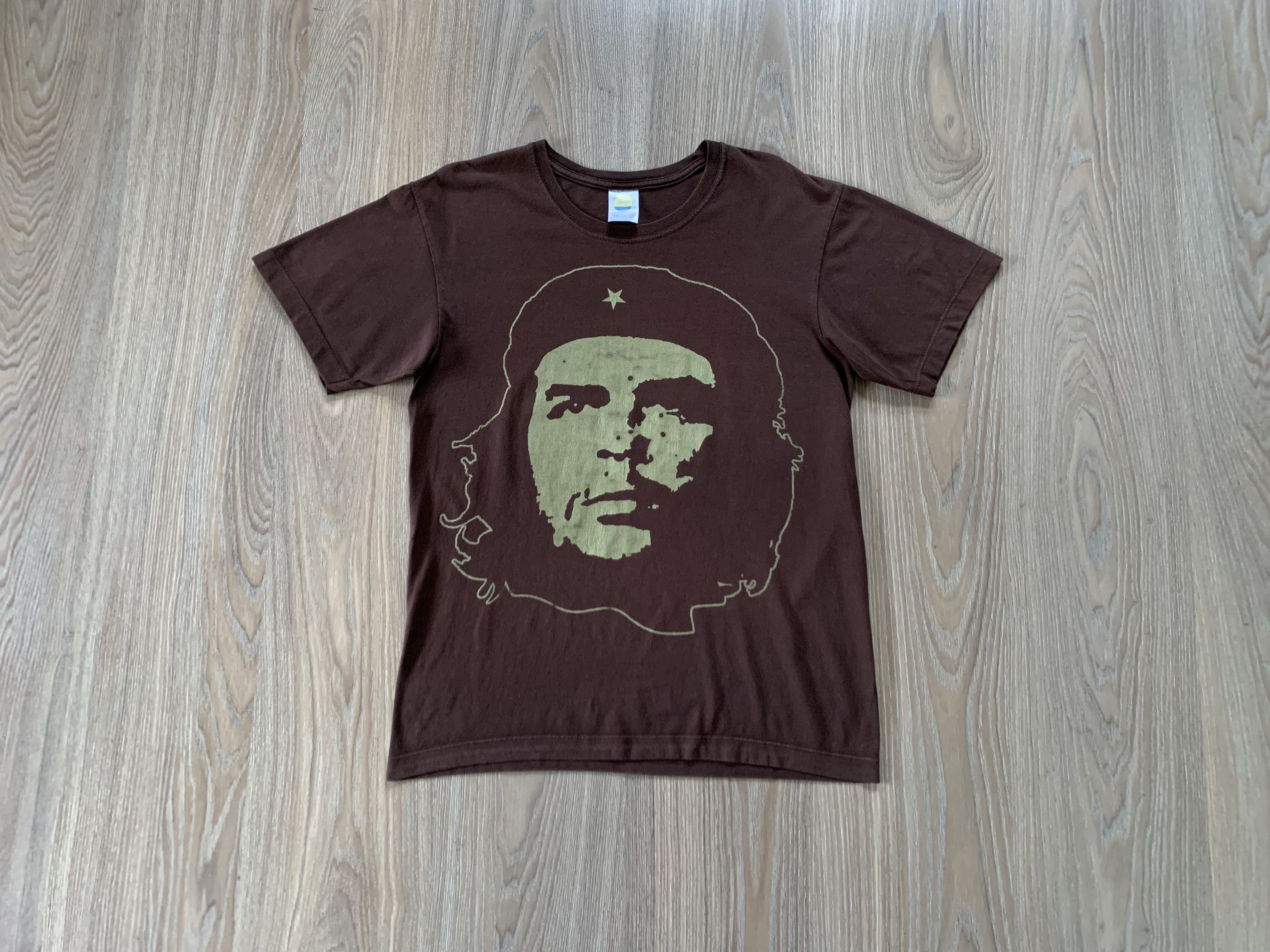 Vintage Vintage Ernesto Che Guevara Printed T-Shirt Size US S / EU 44-46 / 1 - 1 Thumbnail