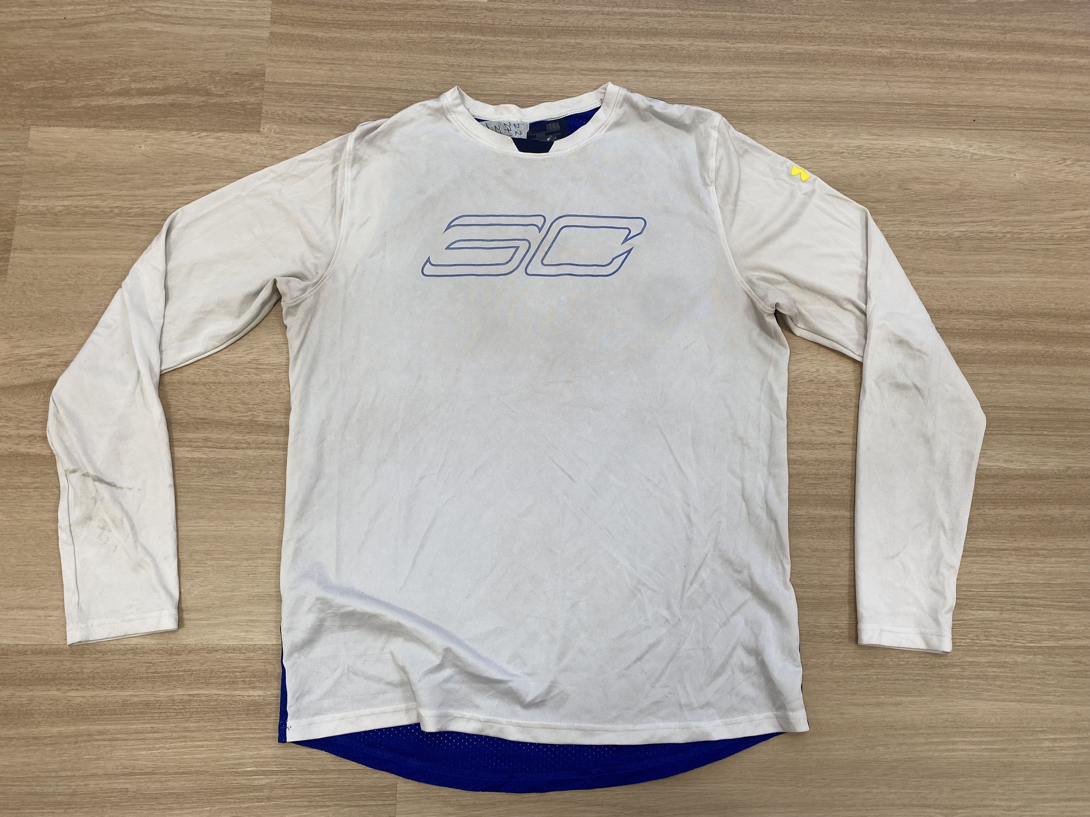 Under Armour under armour size l jersey distressed Size US L / EU 52-54 / 3 - 1 Thumbnail
