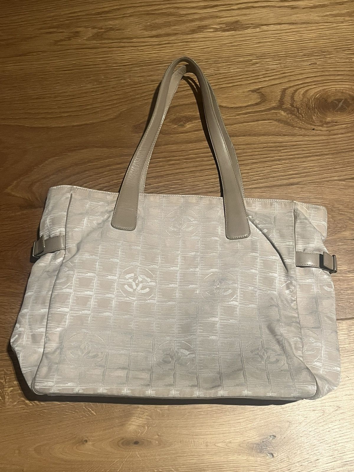 Chanel Chanel Beige Fabric Travel Line Bag Size ONE SIZE - 3 Thumbnail