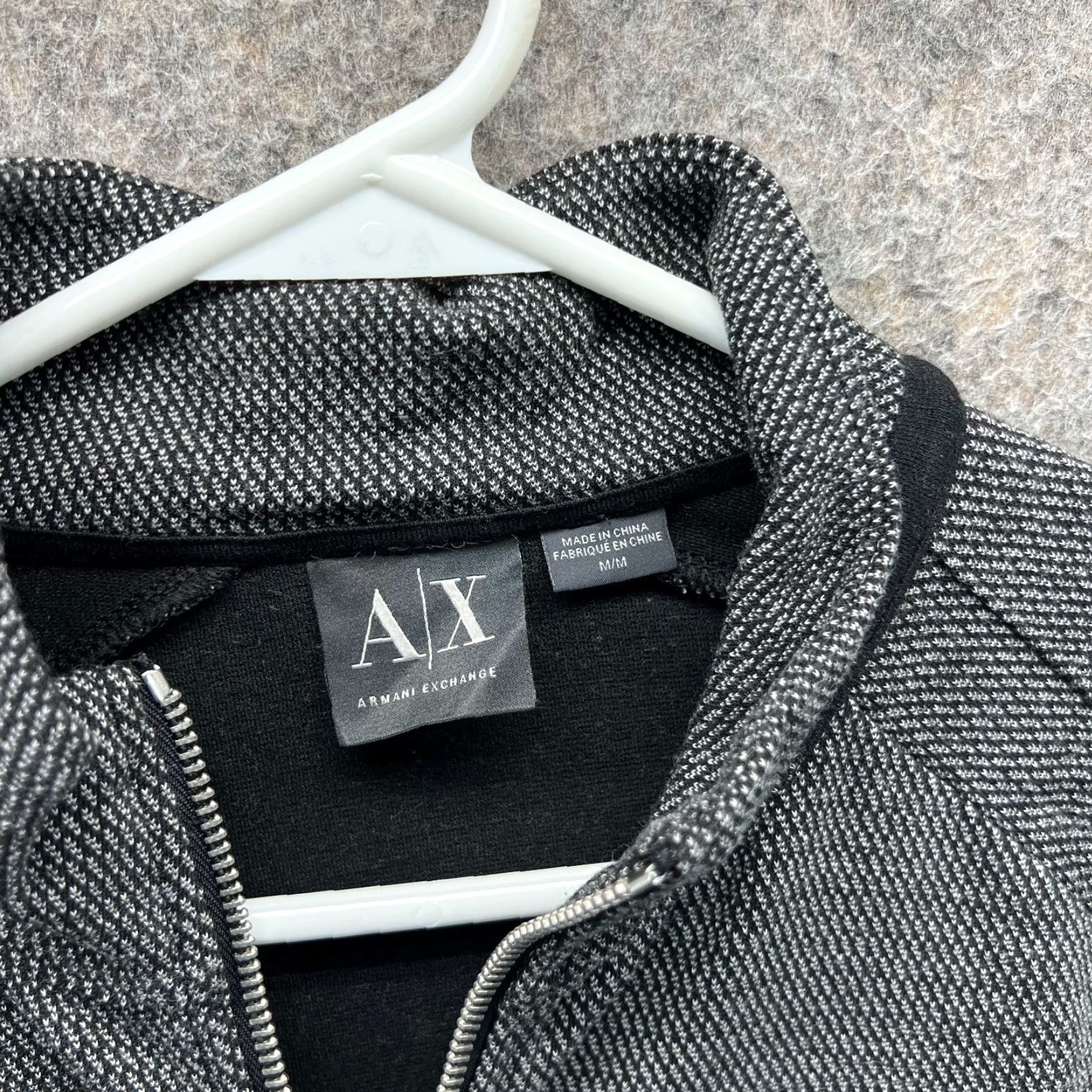 Armani Exchange VINTAGE Armani Exchange Jacket Mens Medium Gray Full Zip Fleece Bomber Sweater Navy? Size US M / EU 48-50 / 2 - 4 Thumbnail