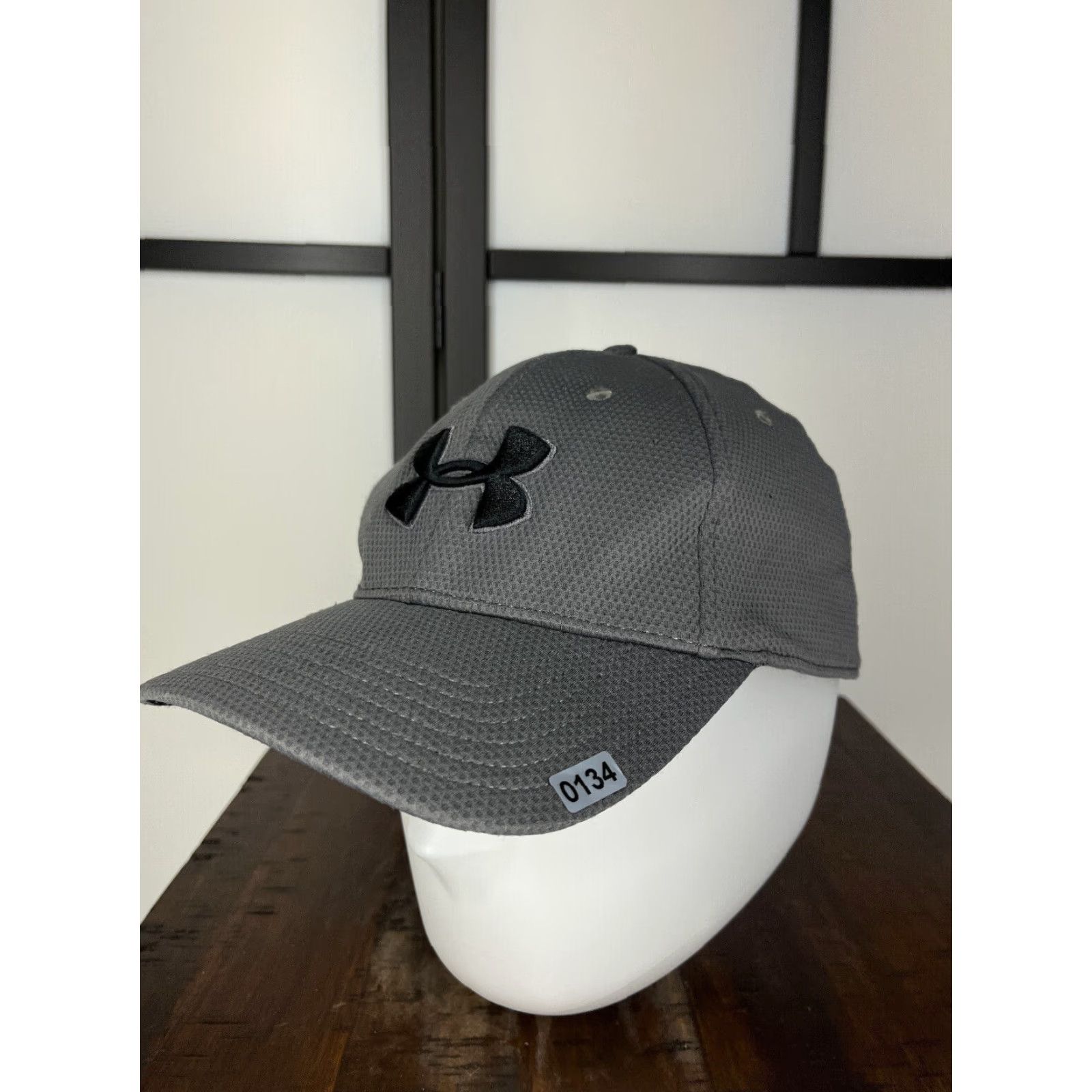 Under Armour Under Armour Hat Cap Fitted XL Gray Polyester Outdoors Camp Hike Men Baseball Cap Adult Black Outdoor Sports Casual Travel Size ONE SIZE - 4 Thumbnail