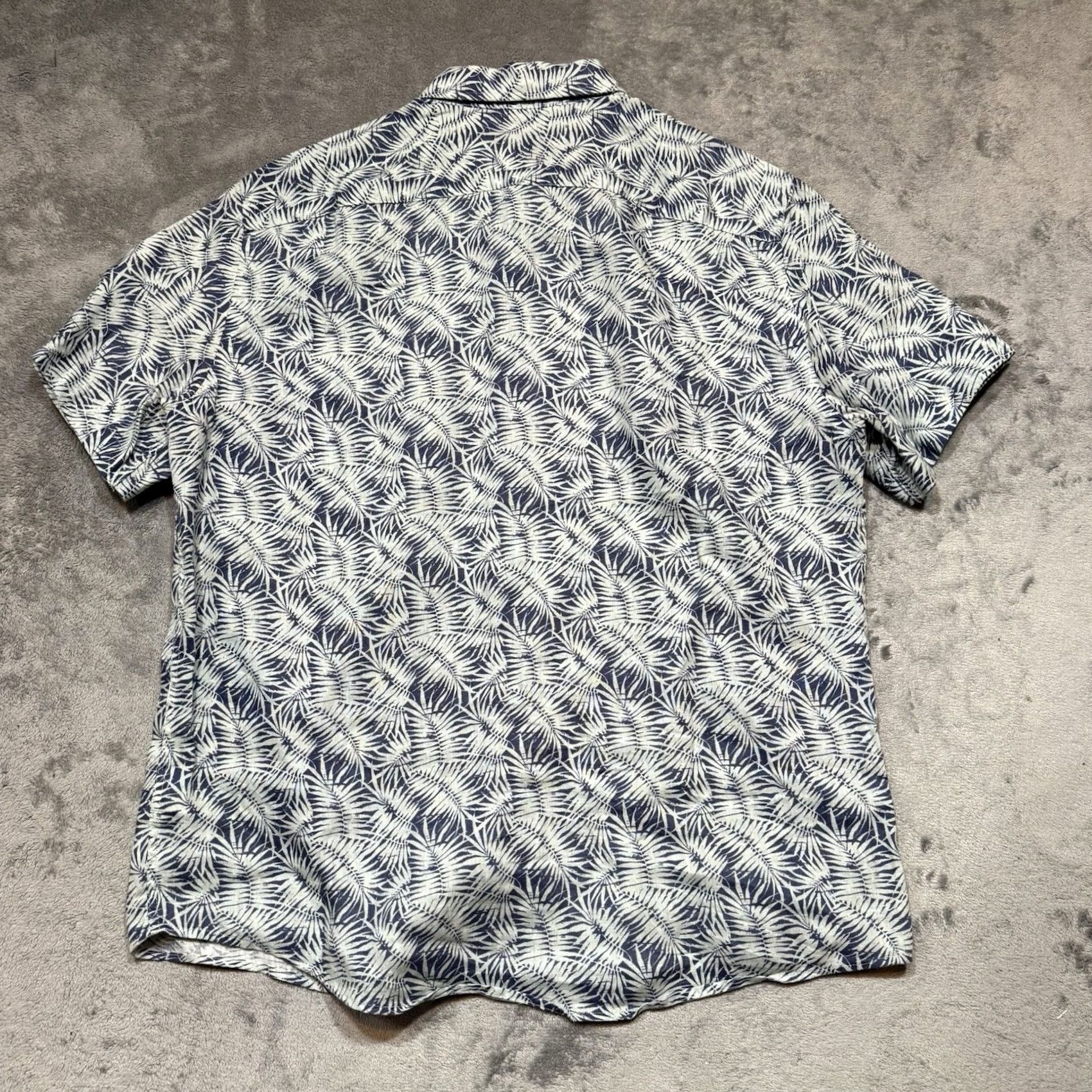 UNTUCKit UNTUCKit Shirt Mens Medium Blue Linen Hawaiian Leaf Print Button Up Casual Size US M / EU 48-50 / 2 - 6 Thumbnail
