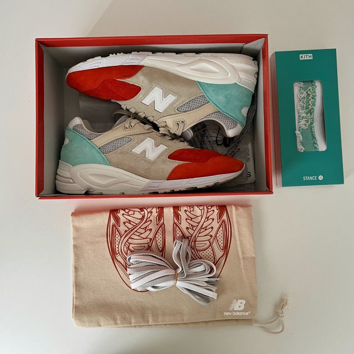 Kith Kith x New Balance 990v2 «Cyclade» Size US 10.5 / EU 43-44 - 10 Thumbnail